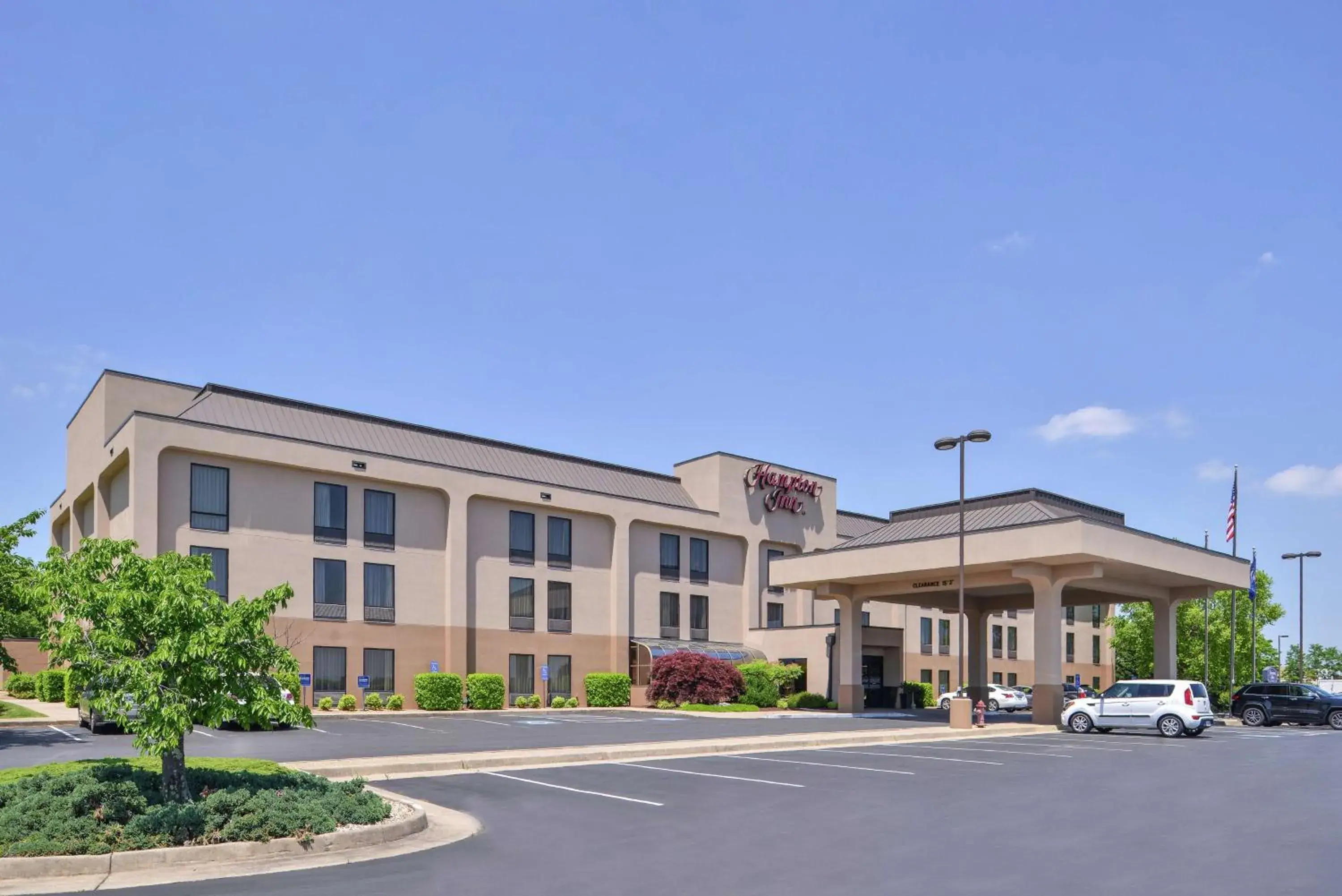 Property building in Hampton Inn Staunton Property building in Hampton Inn Staunton
