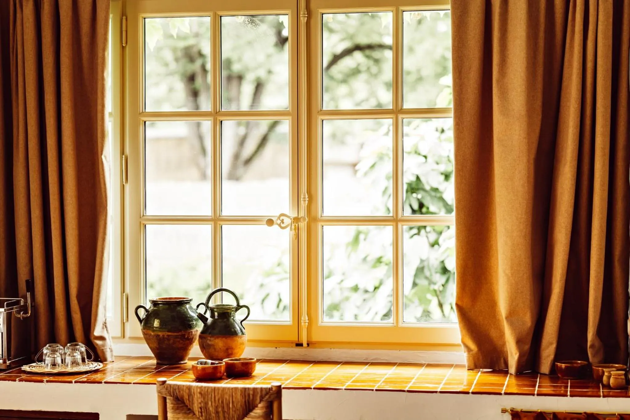 Photo of the whole room in Le Moulin, Lourmarin, a Beaumier Hotel