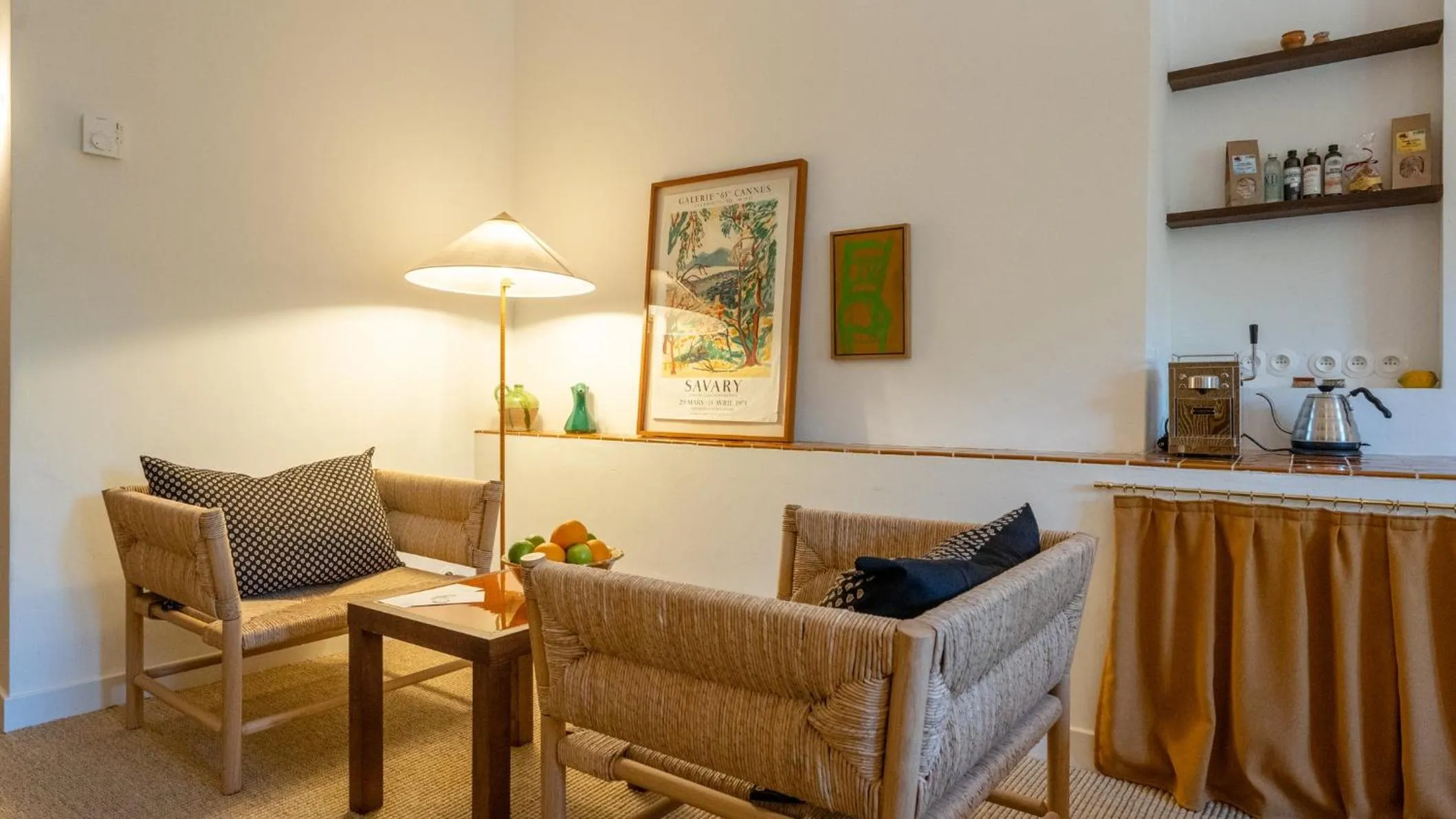 Photo of the whole room in Le Moulin, Lourmarin, a Beaumier Hotel