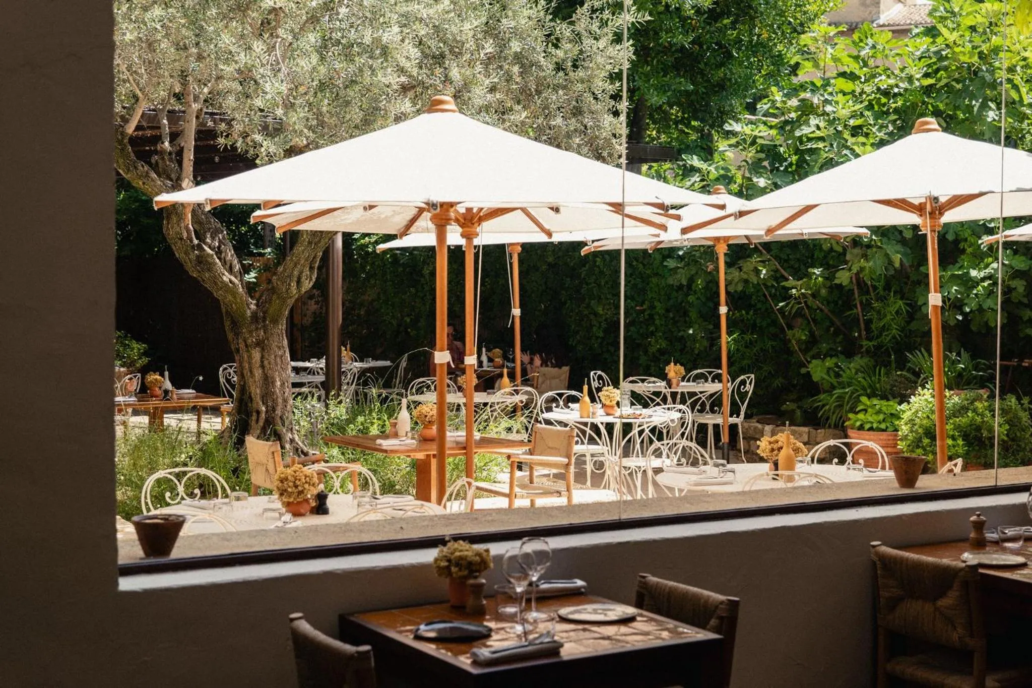 Property building in Le Moulin, Lourmarin, a Beaumier Hotel