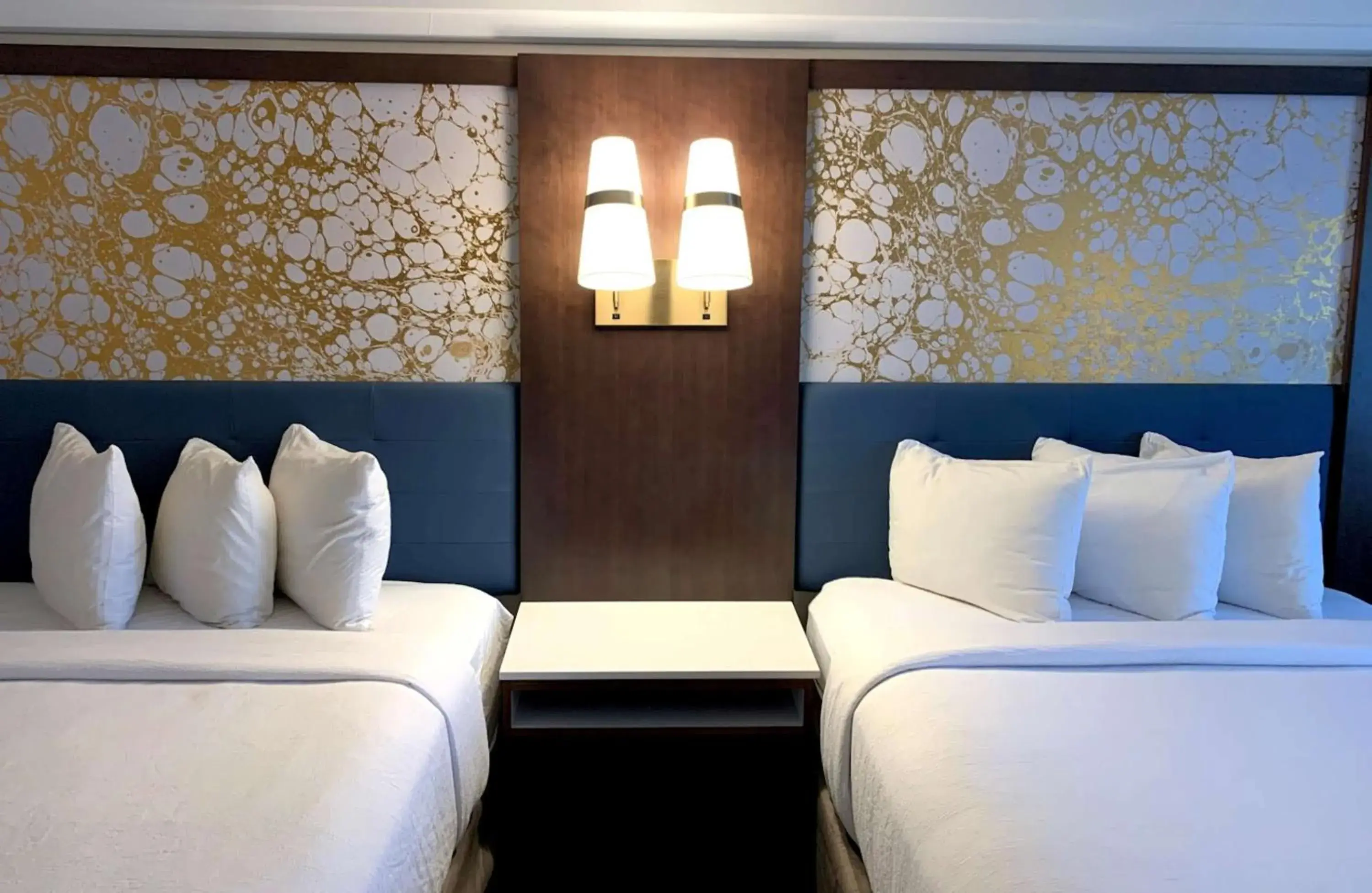 Queen Suite with Two Queen Beds - Non-Smoking in The Hub Murray Hill, BW Premier Collection Queen Suite with Two Queen Beds - Non-Smoking in The Hub Murray Hill, BW Premier Collection