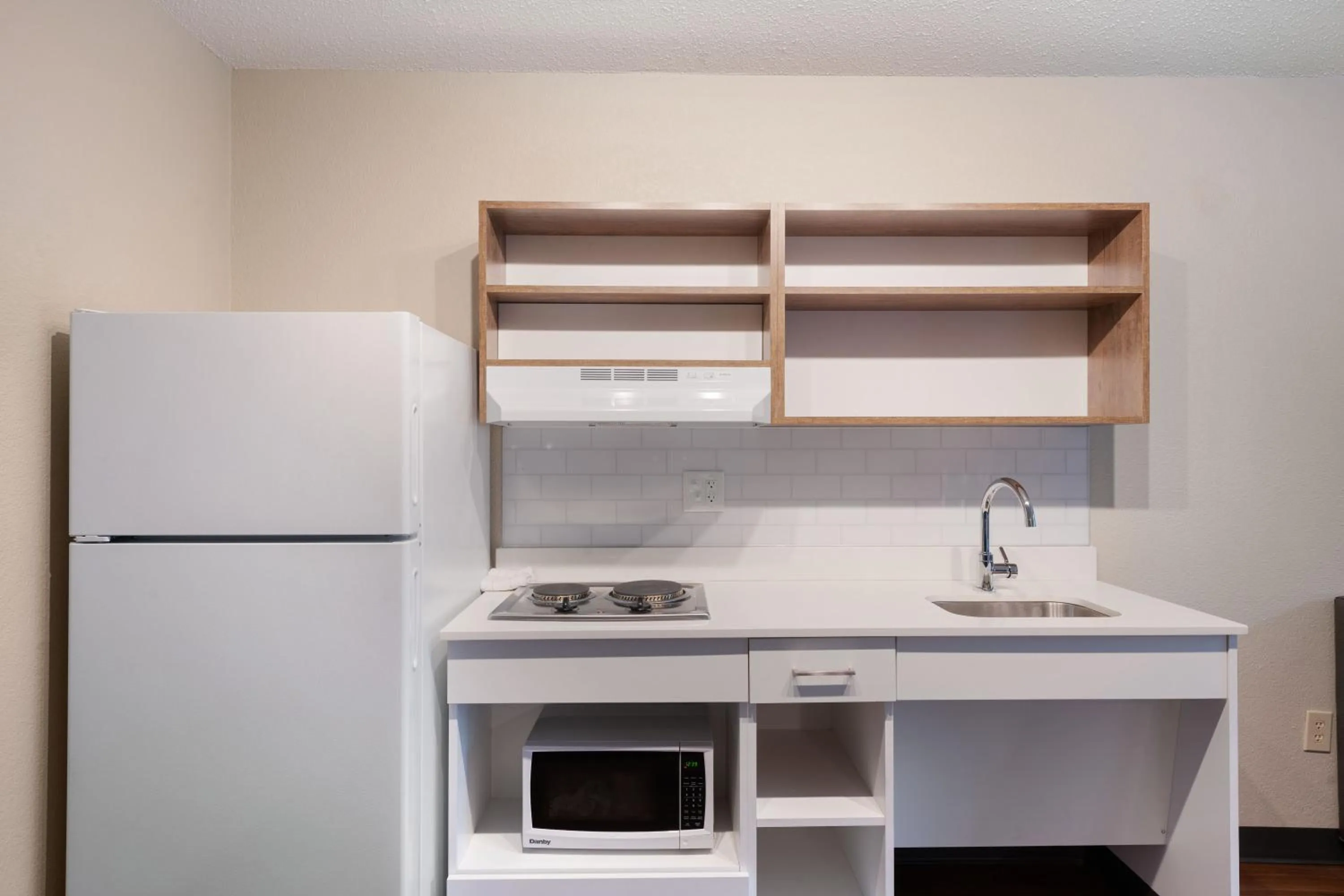 Kitchen or kitchenette in Extended Stay America Premier Suites - Charlotte - Pineville - Pineville Matthews Rd.