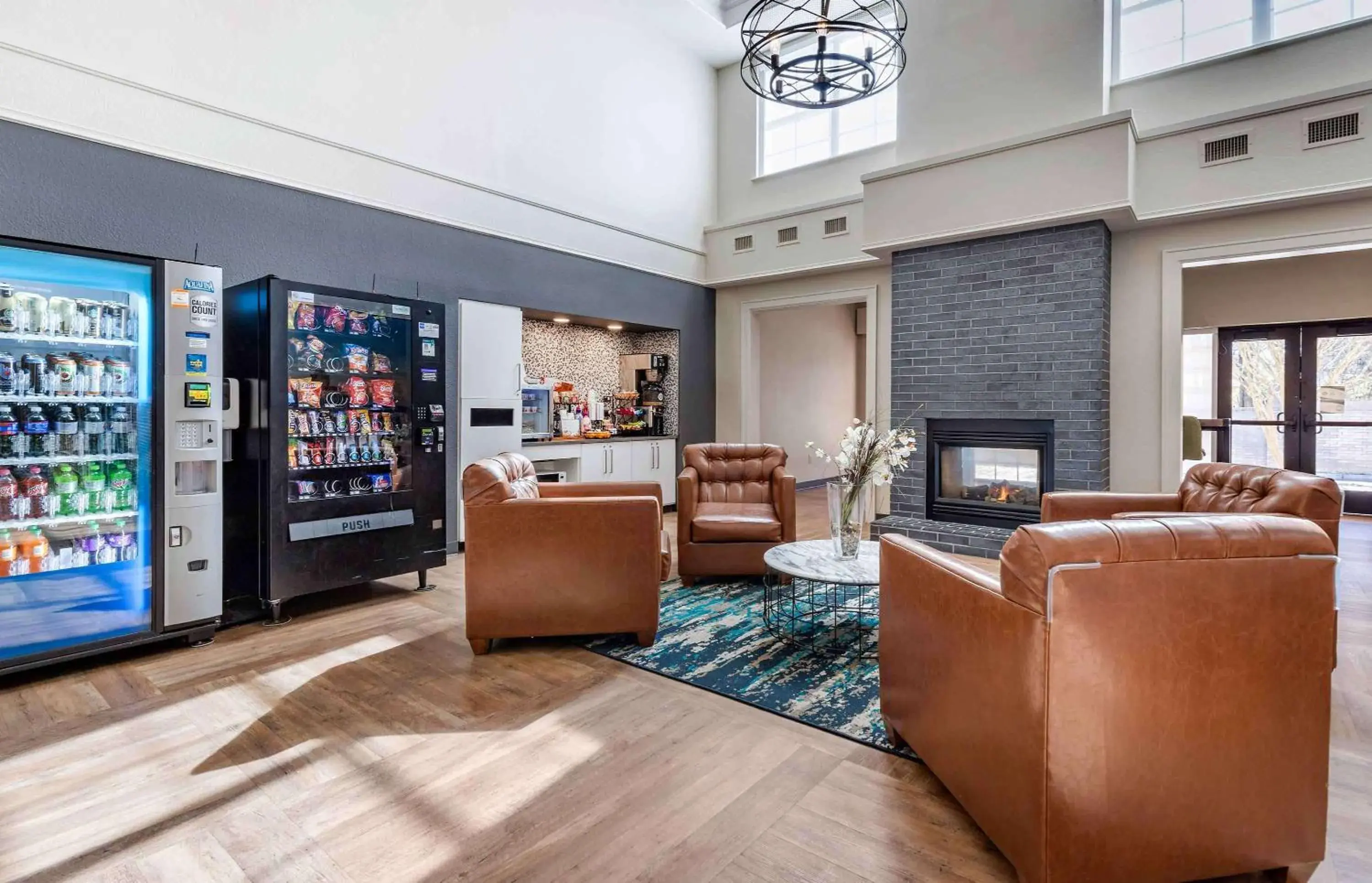 Lobby or reception in Extended Stay America Premier Suites - Charlotte - Pineville - Pineville Matthews Rd. Lobby or reception in Extended Stay America Premier Suites - Charlotte - Pineville - Pineville Matthews Rd.