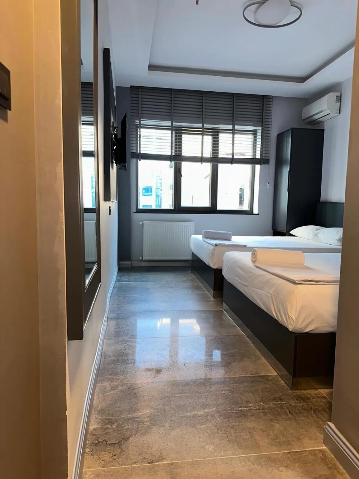 TV and multimedia, Bed in Grand FM Hotel