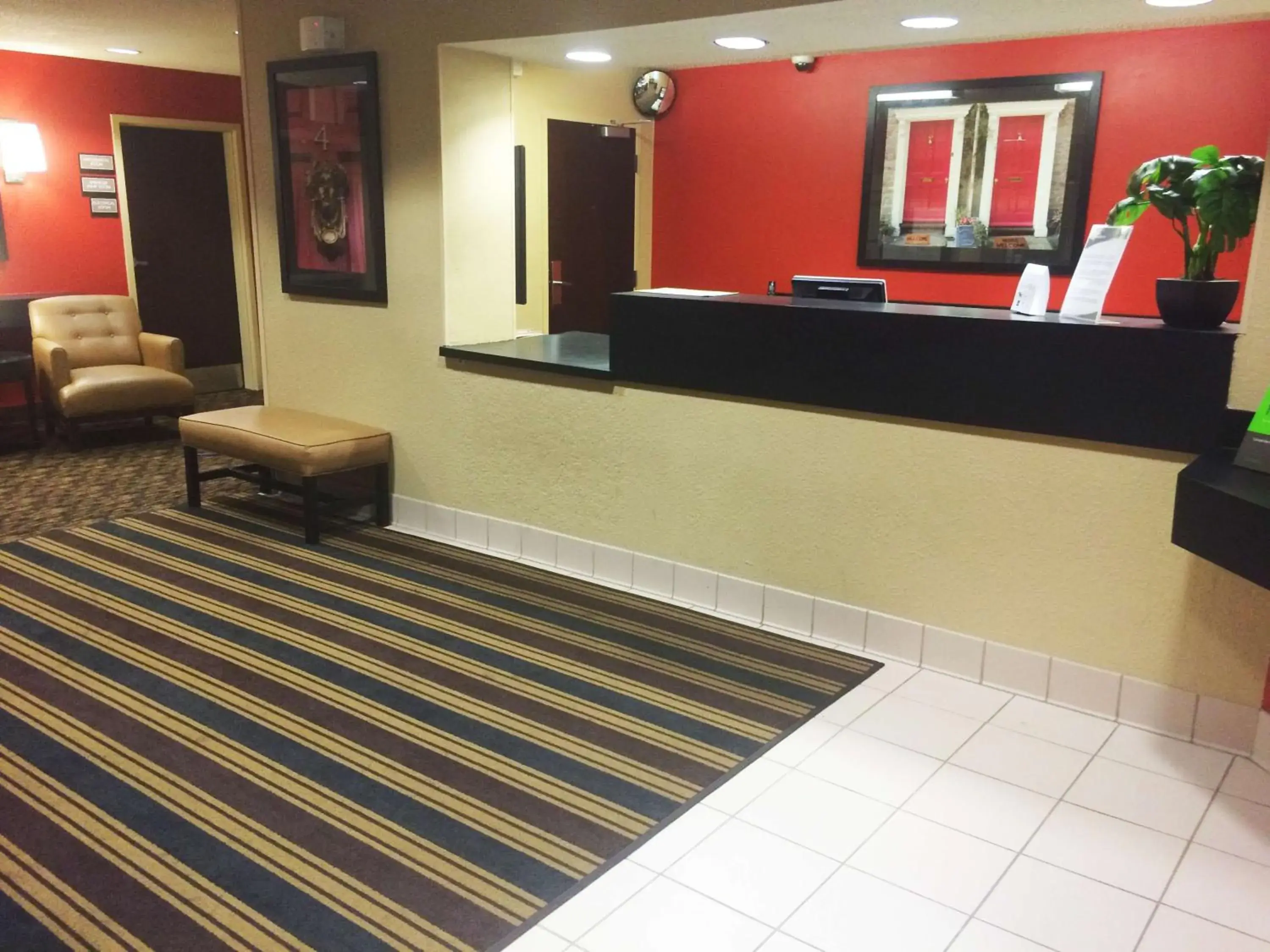 Lobby or reception, Lobby/Reception in Extended Stay America Suites - Philadelphia - Mt Laurel - Crawford Place