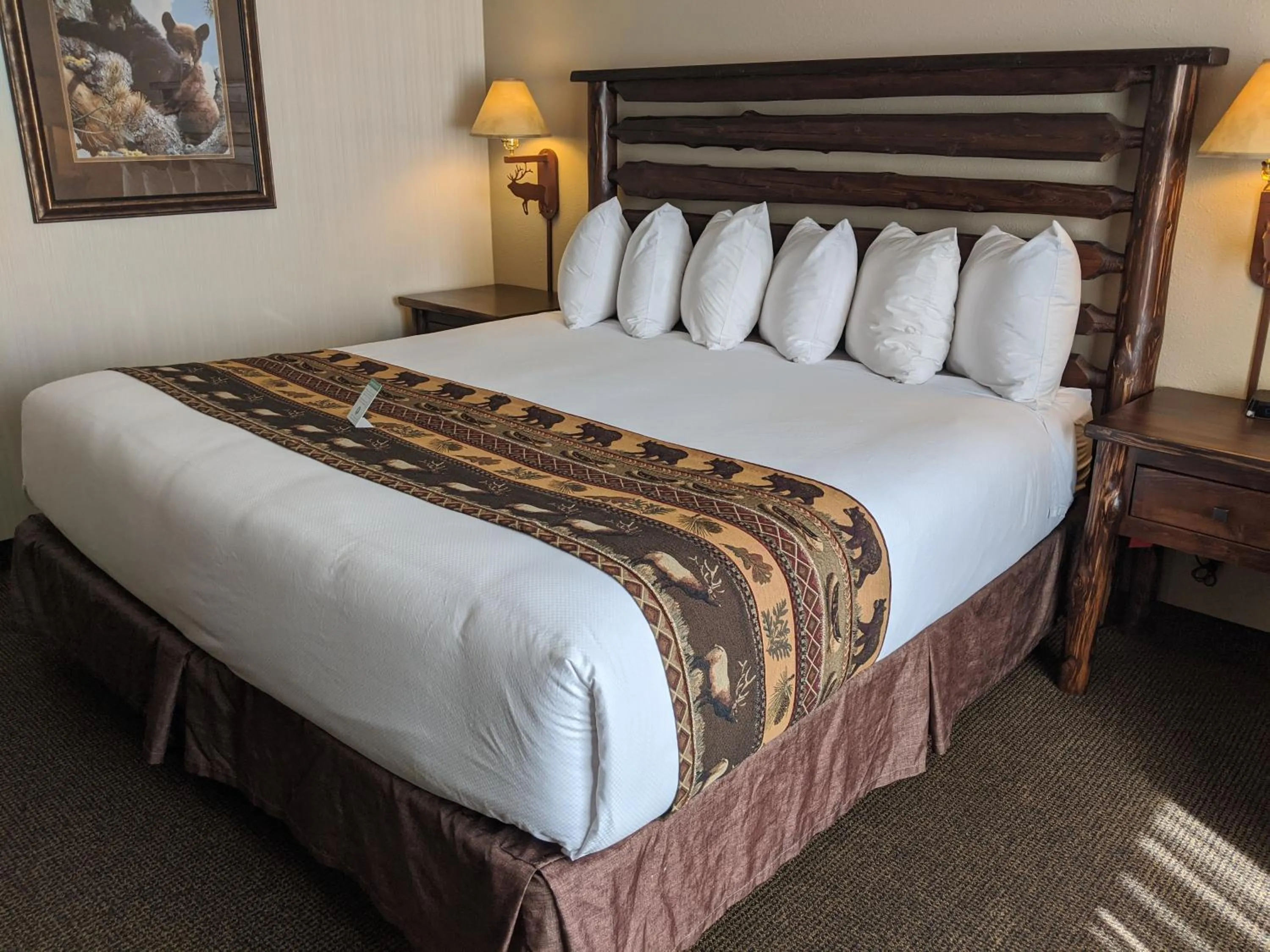 Bed in Clubhouse Inn