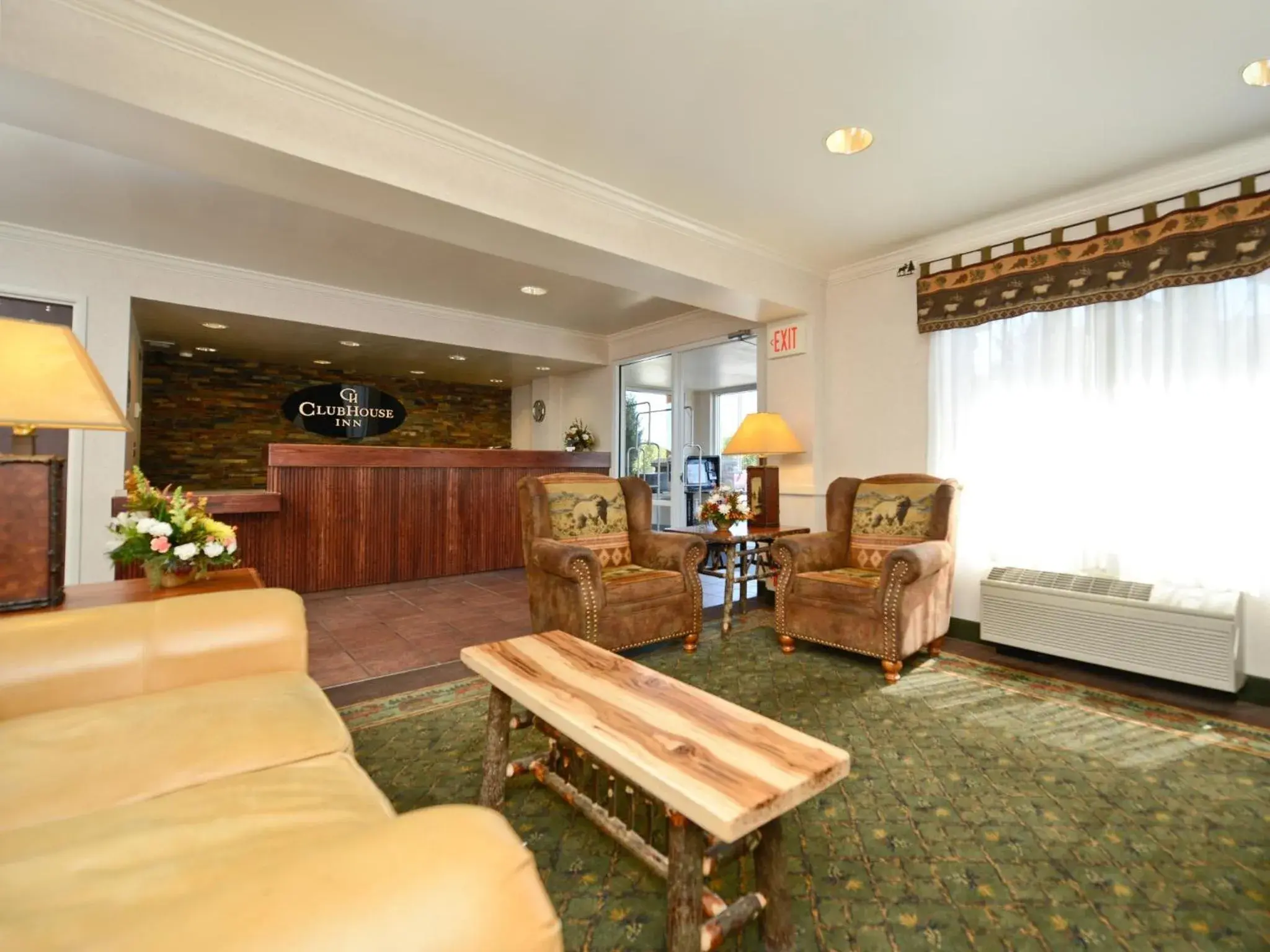 Lobby or reception in Clubhouse Inn Lobby or reception in Clubhouse Inn