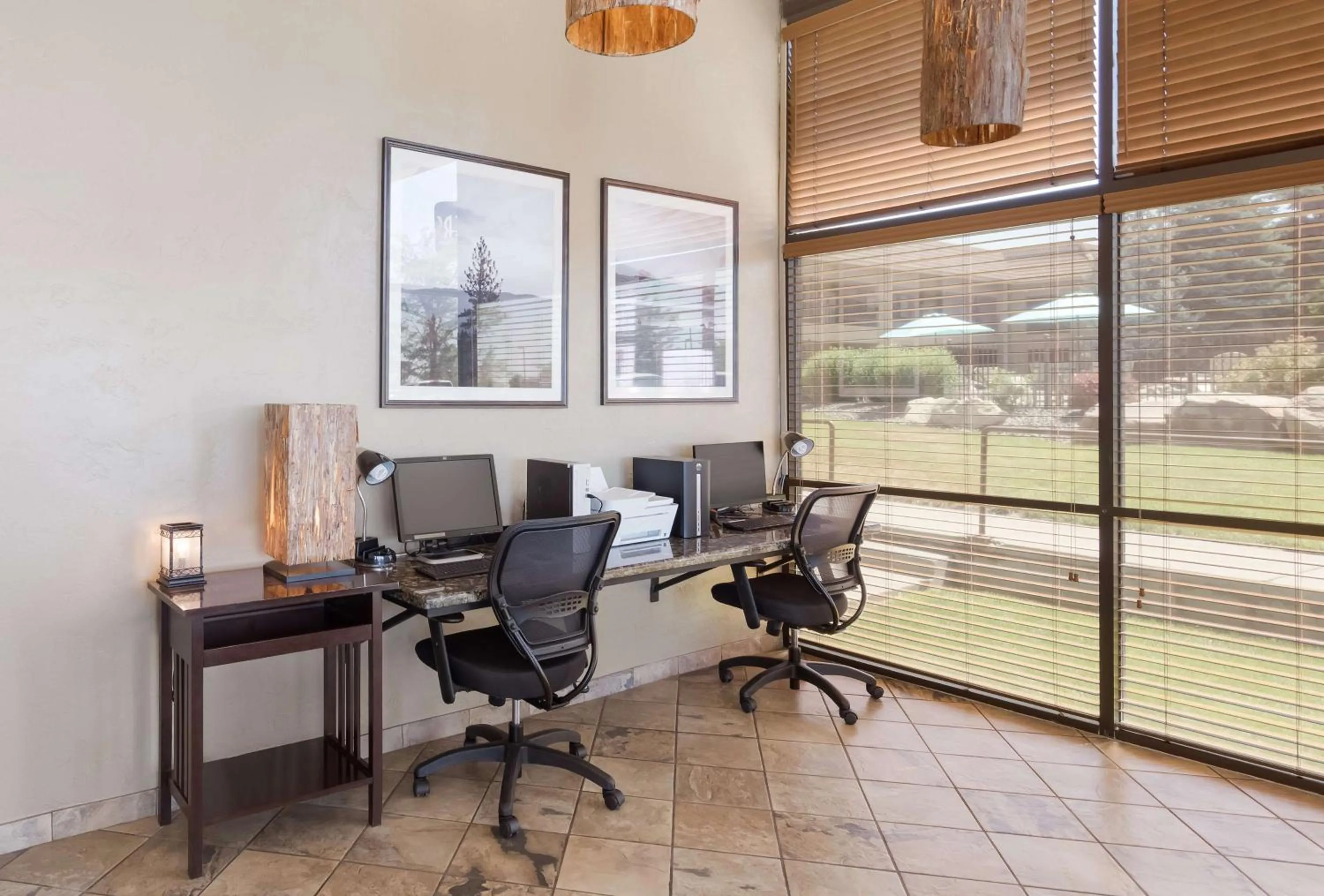 Business facilities in Best Western Foothills Inn