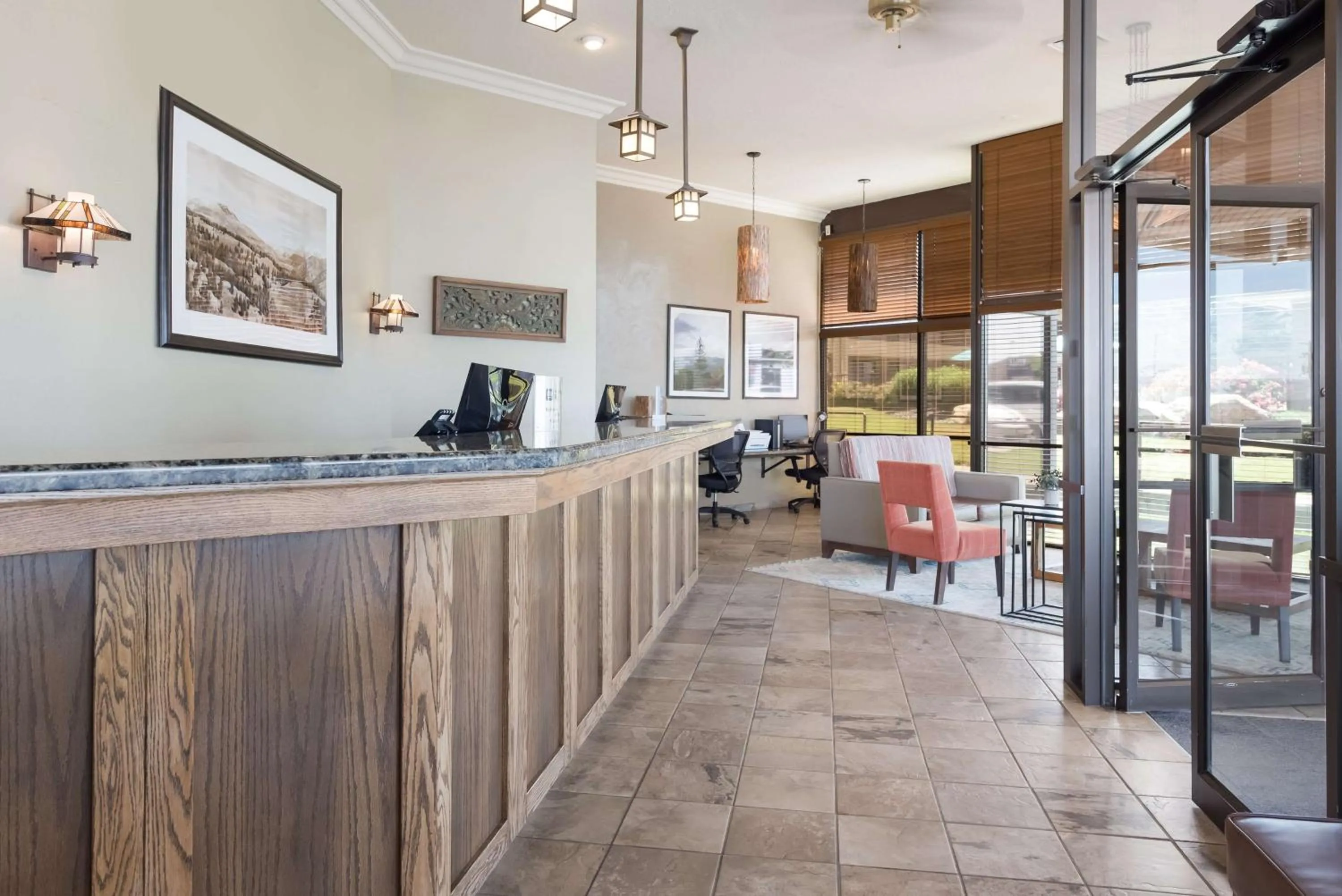 Lobby or reception in Best Western Foothills Inn