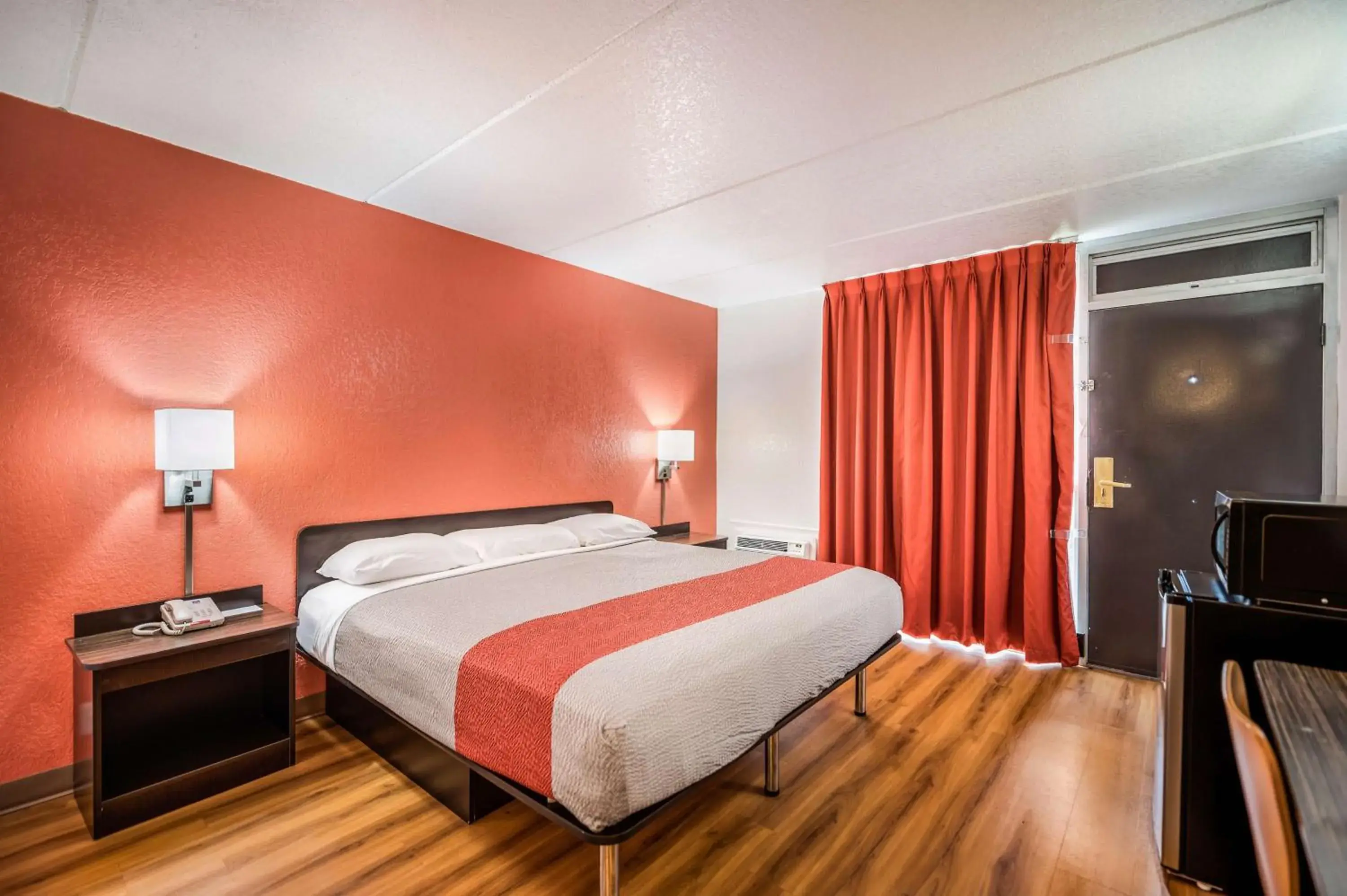 Photo of the whole room, Bed in Motel 6-Henderson, TX Photo of the whole room, Bed in Motel 6-Henderson, TX