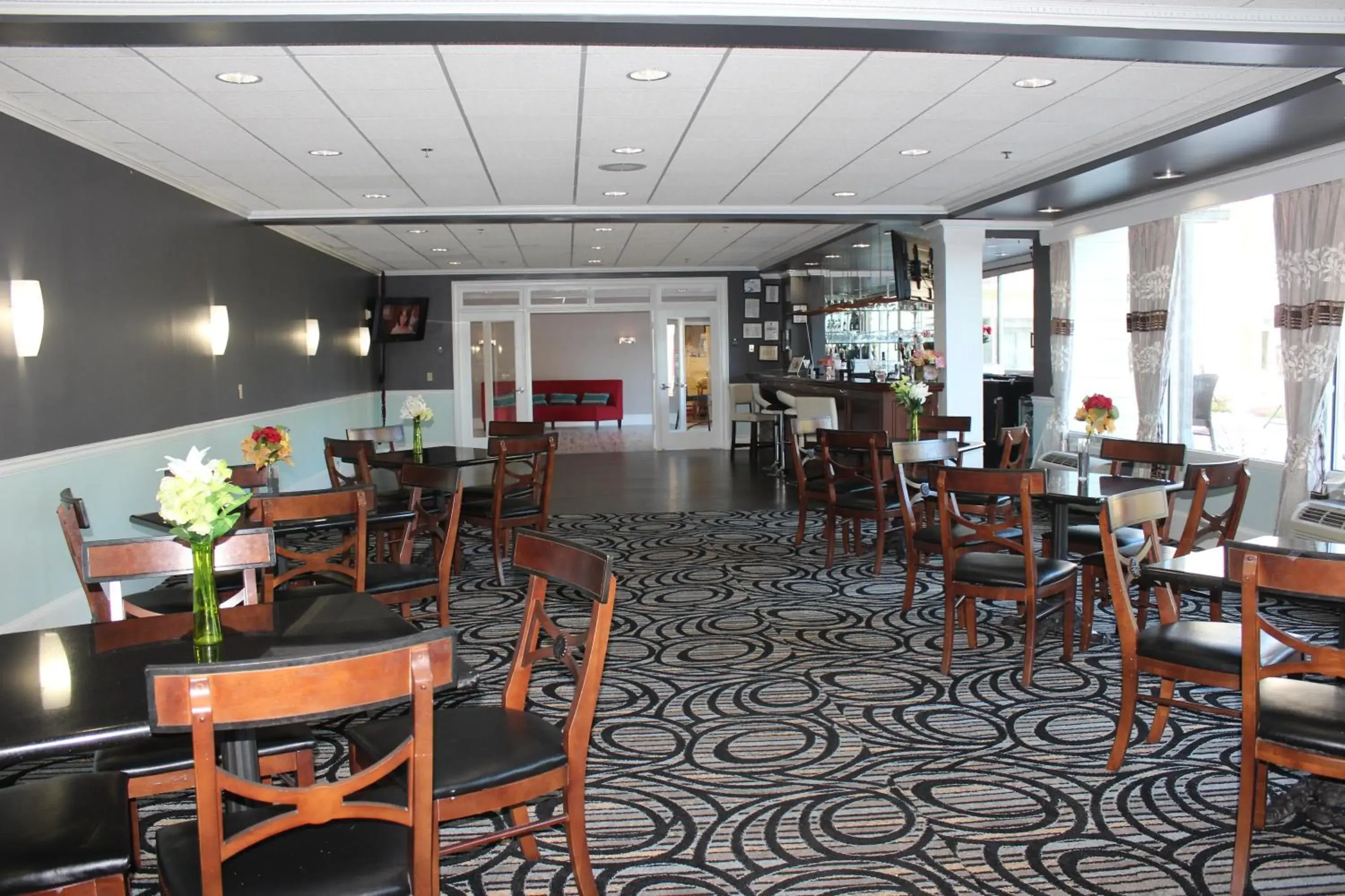 Restaurant/places to eat in Hawthorn Extended Stay by Wyndham Conyers Restaurant/places to eat in Hawthorn Extended Stay by Wyndham Conyers