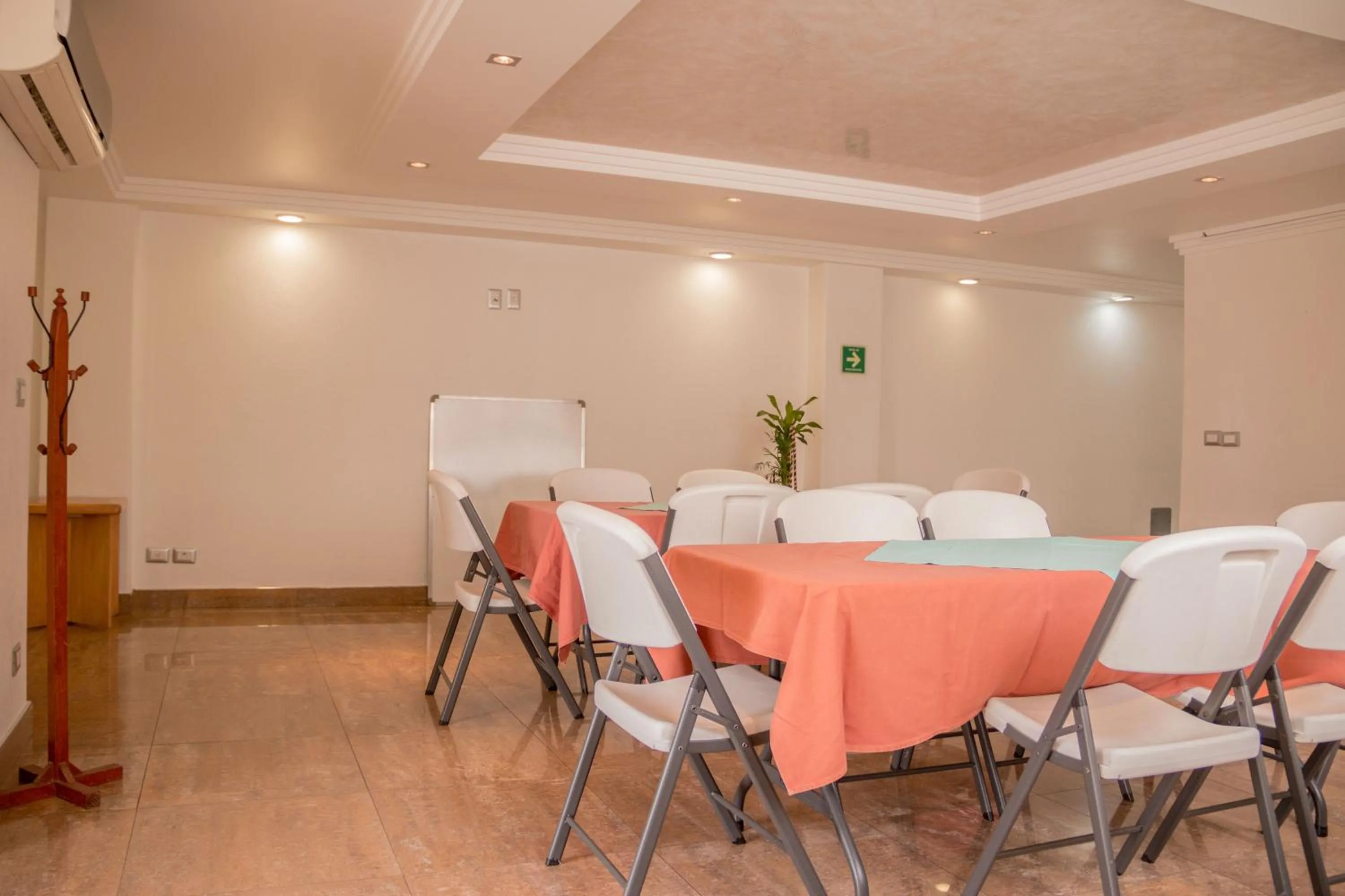 Meeting/conference room in Hotel Milan CDMX