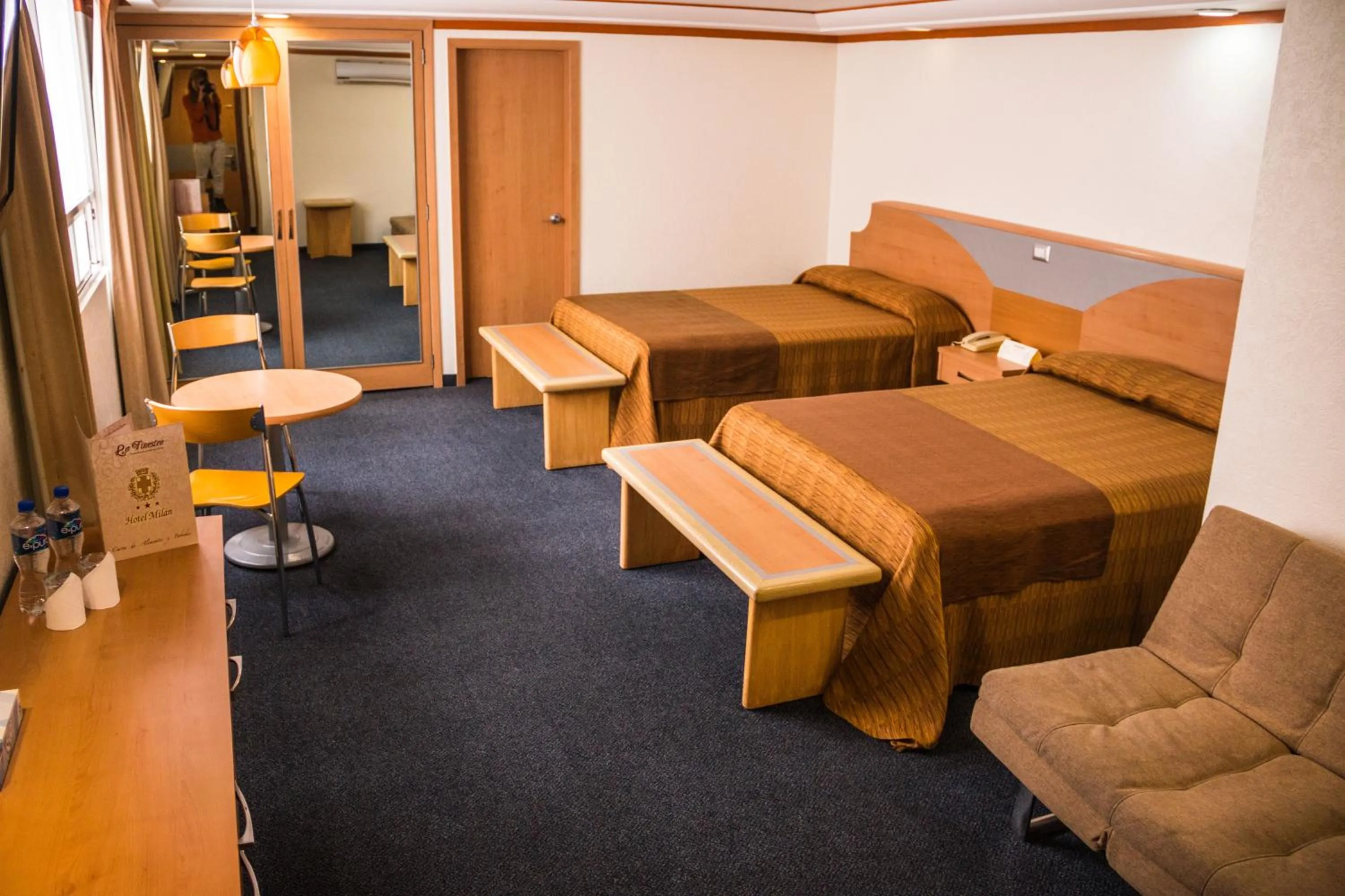 Bed in Hotel Milan CDMX