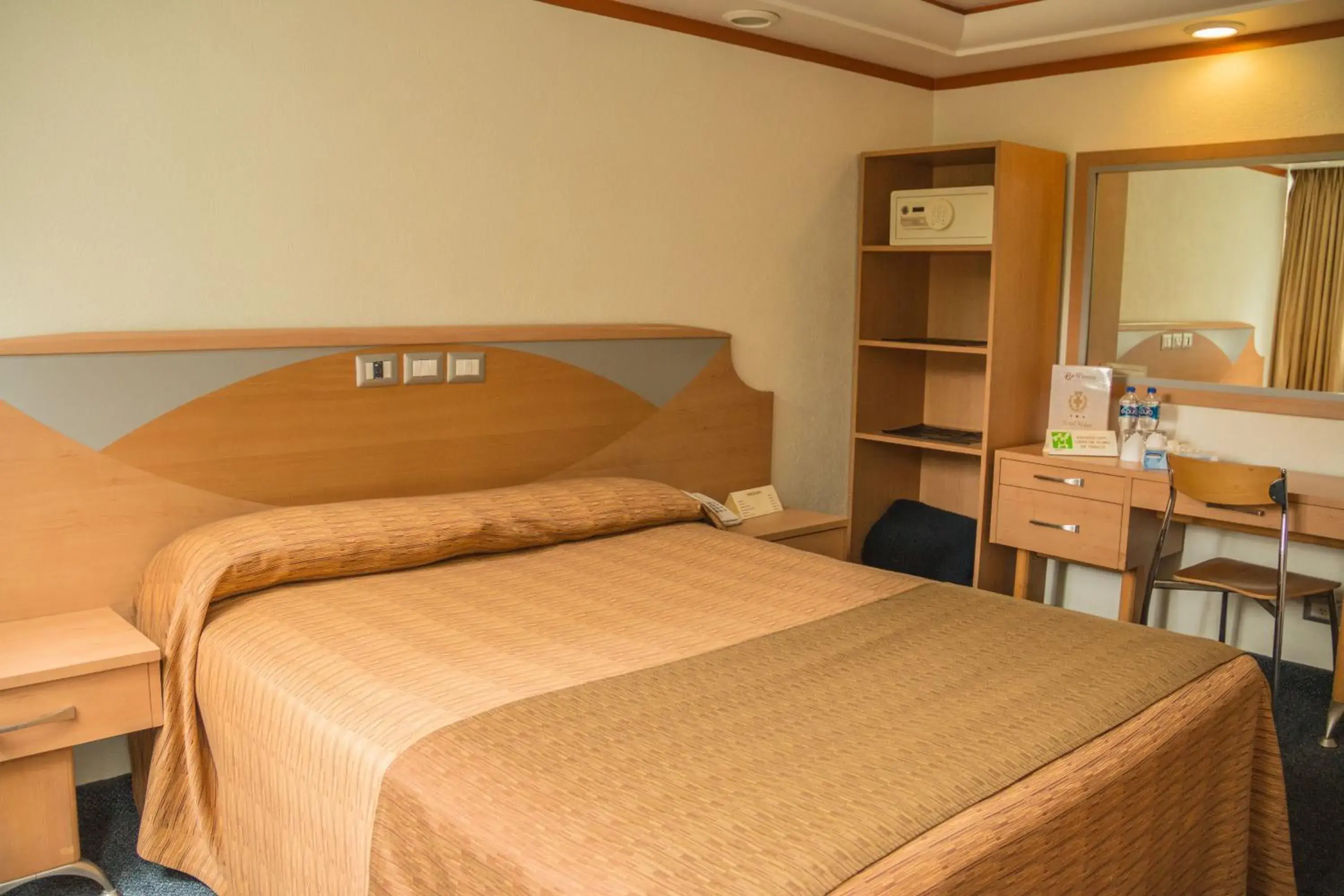 Bed in Hotel Milan CDMX Bed in Hotel Milan CDMX