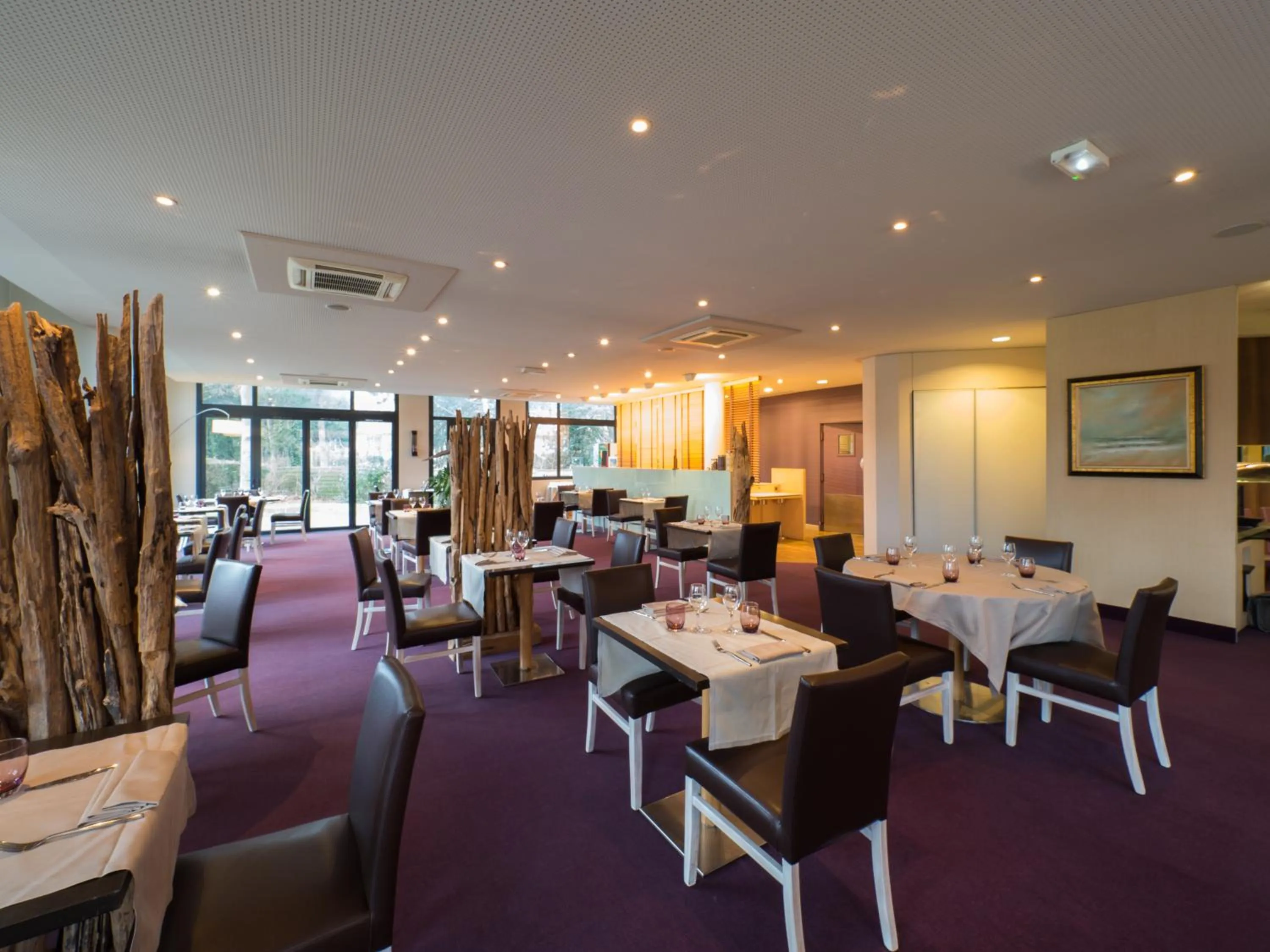 Restaurant/places to eat in Hotel du Casino