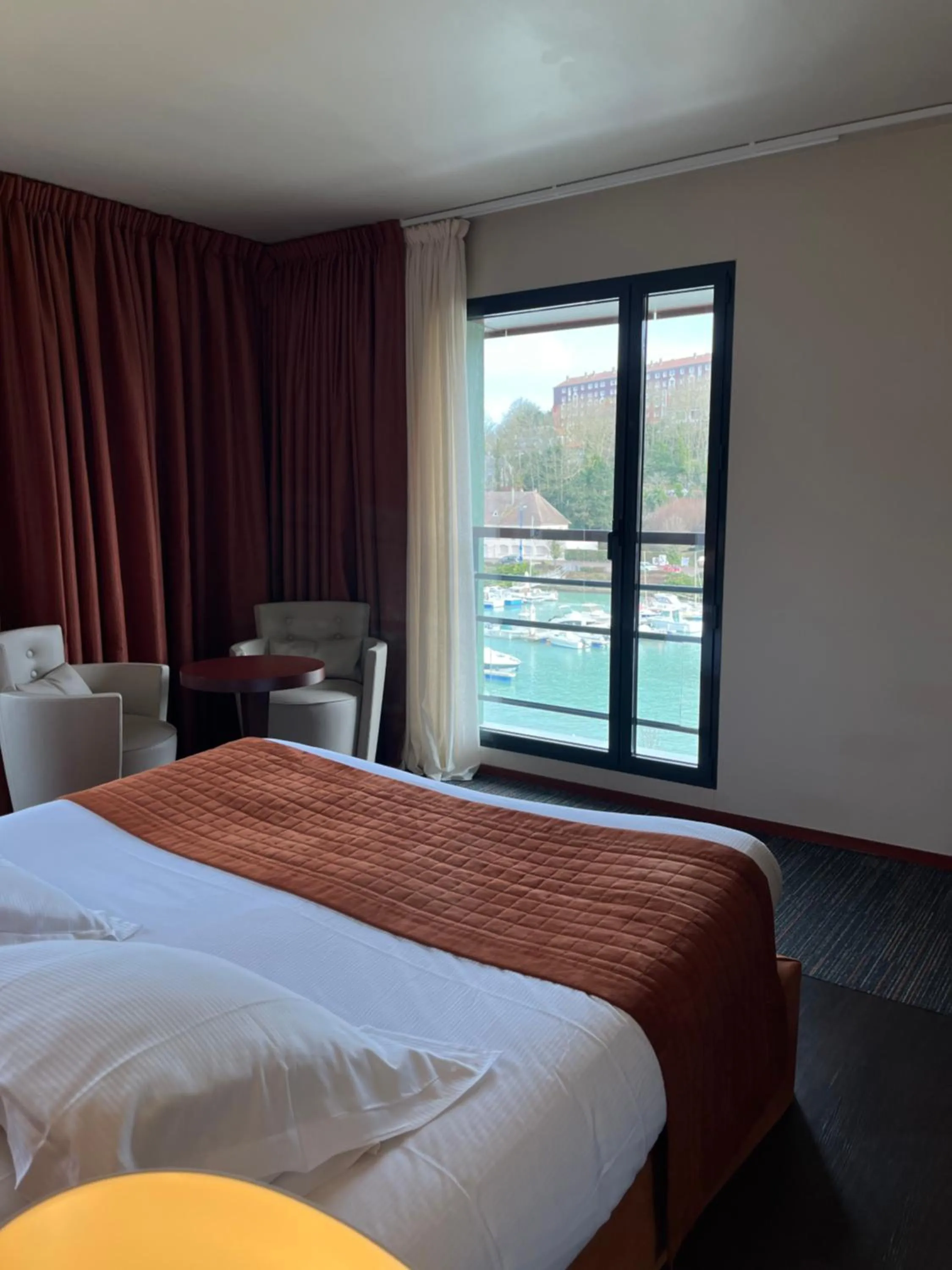 Bed in Hotel du Casino