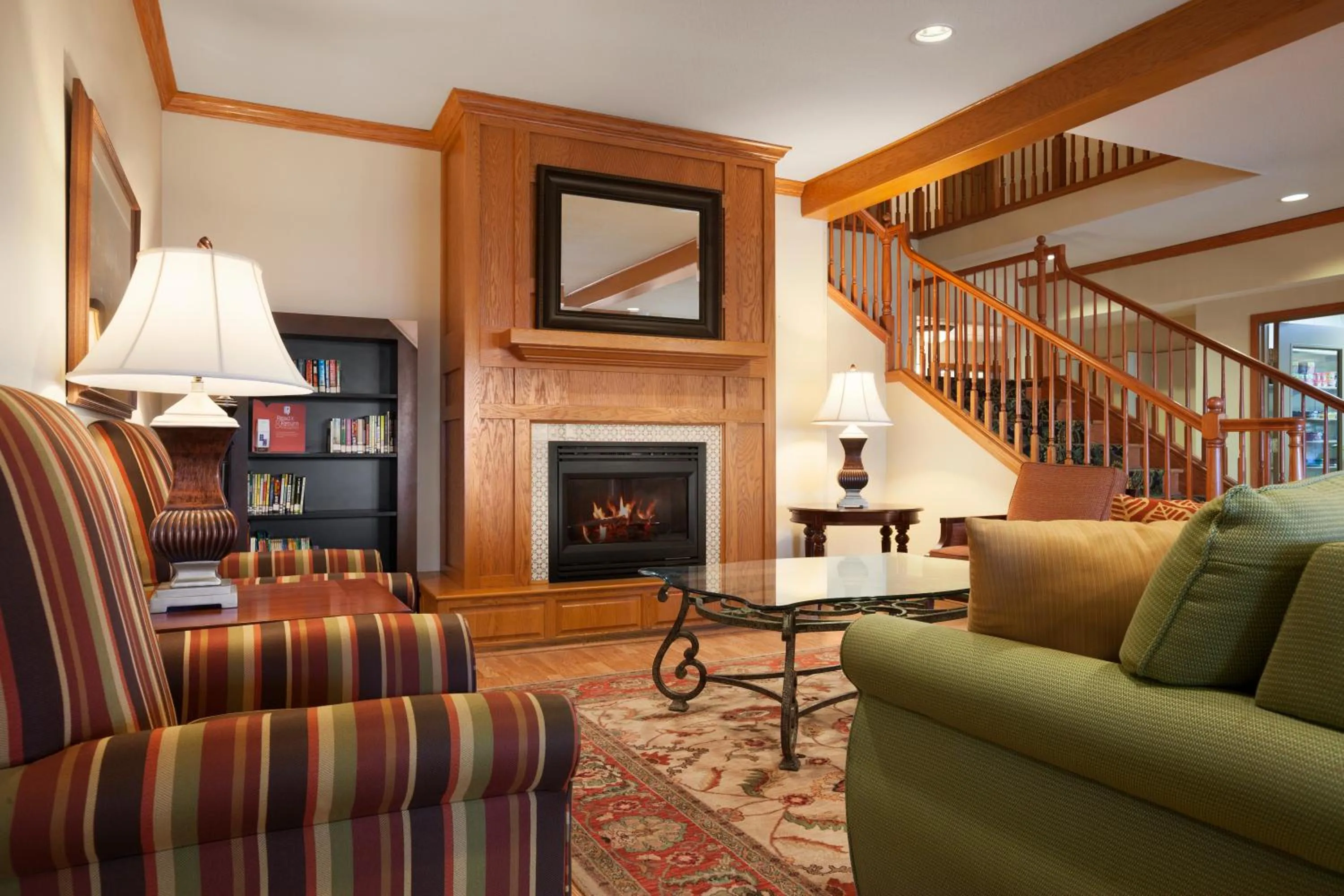 Lobby or reception in Country Inn & Suites by Radisson, Albert Lea - Austin