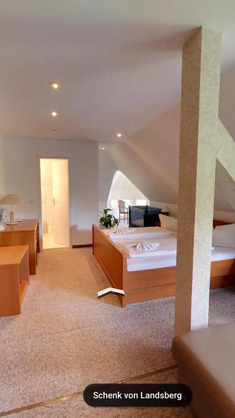 Bed in Hotel & Restaurant Schenk von Landsberg