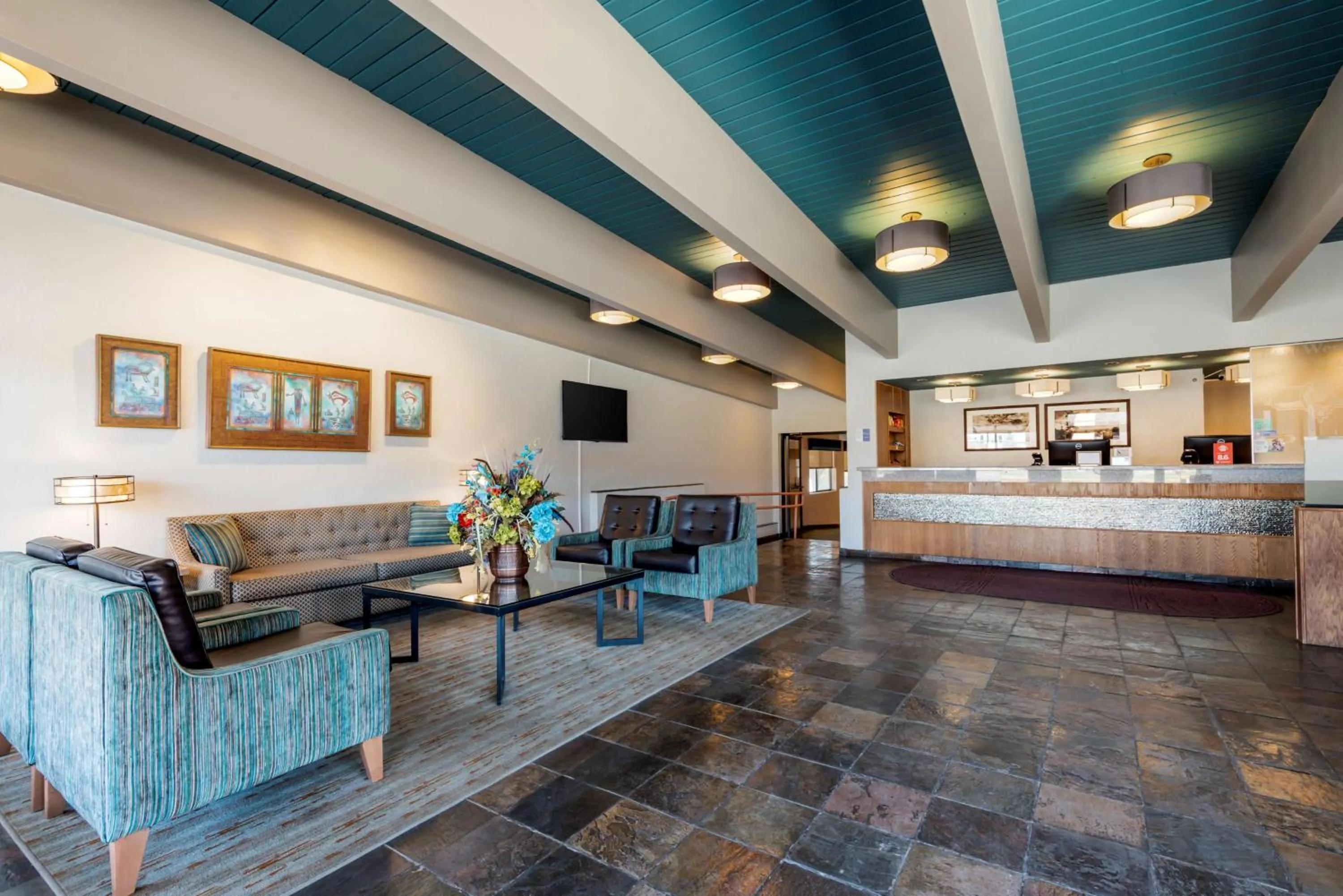 Lobby or reception in Best Western Turquoise Inn & Suites