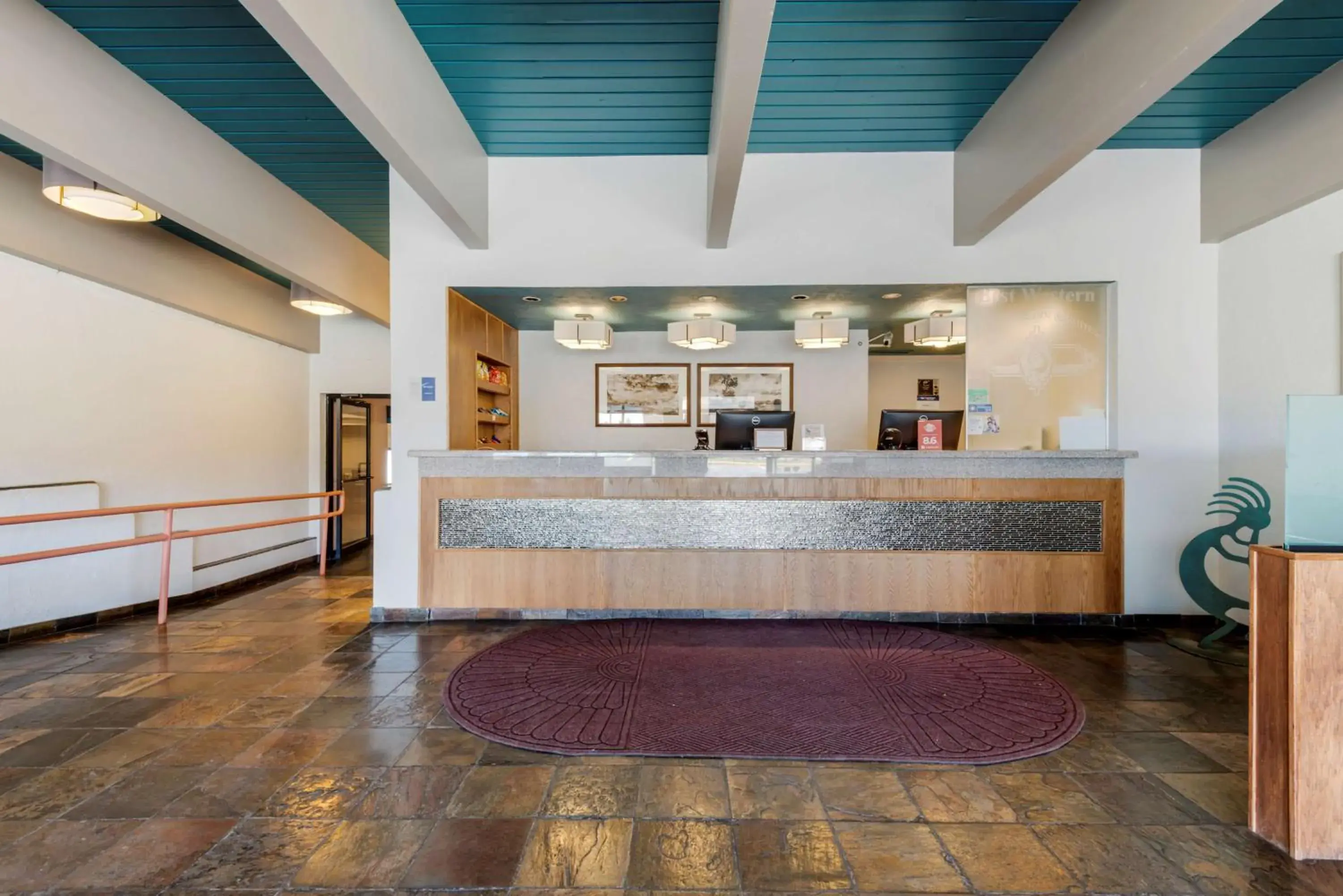 Lobby or reception in Best Western Turquoise Inn & Suites Lobby or reception in Best Western Turquoise Inn & Suites