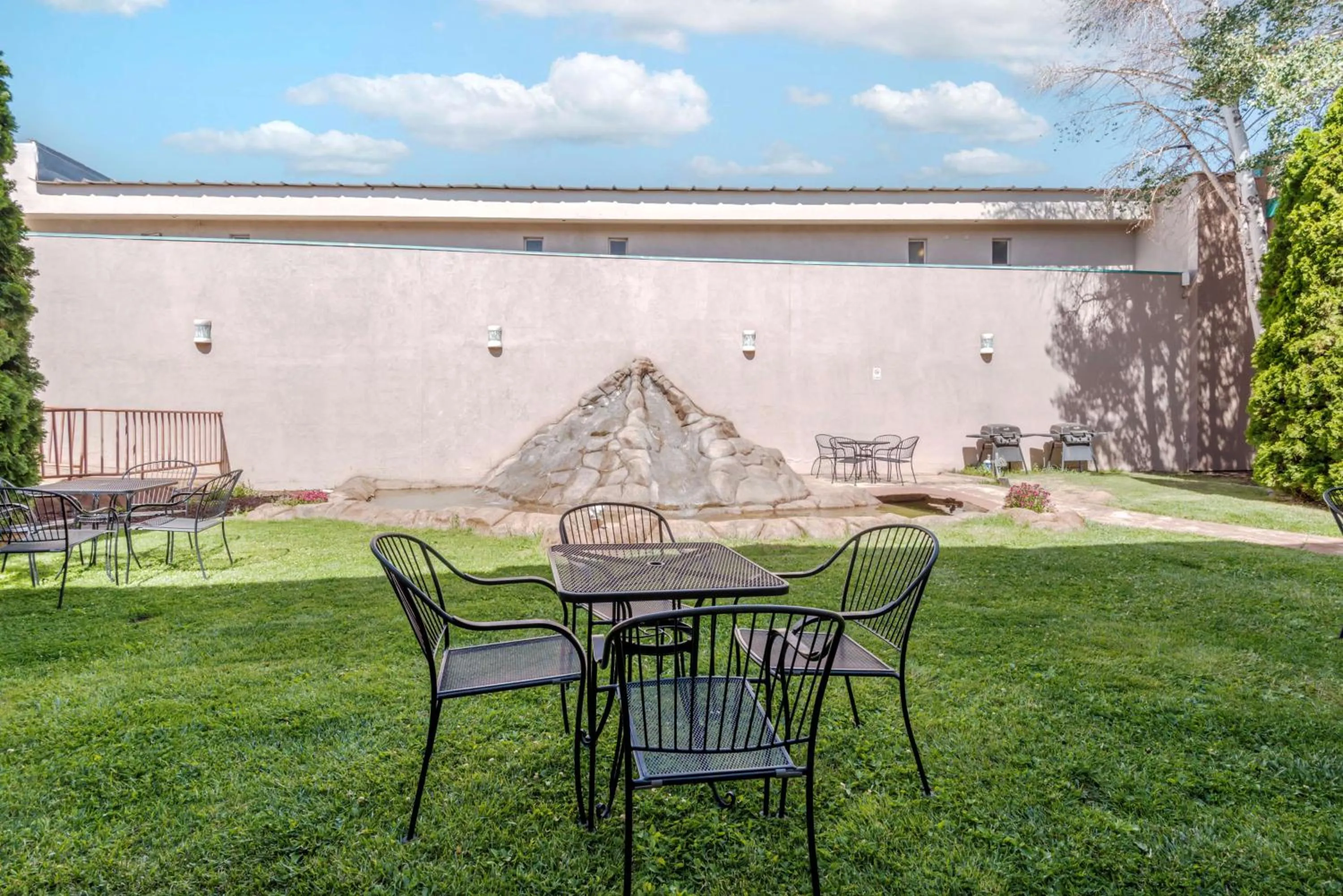 Property building in Best Western Turquoise Inn & Suites