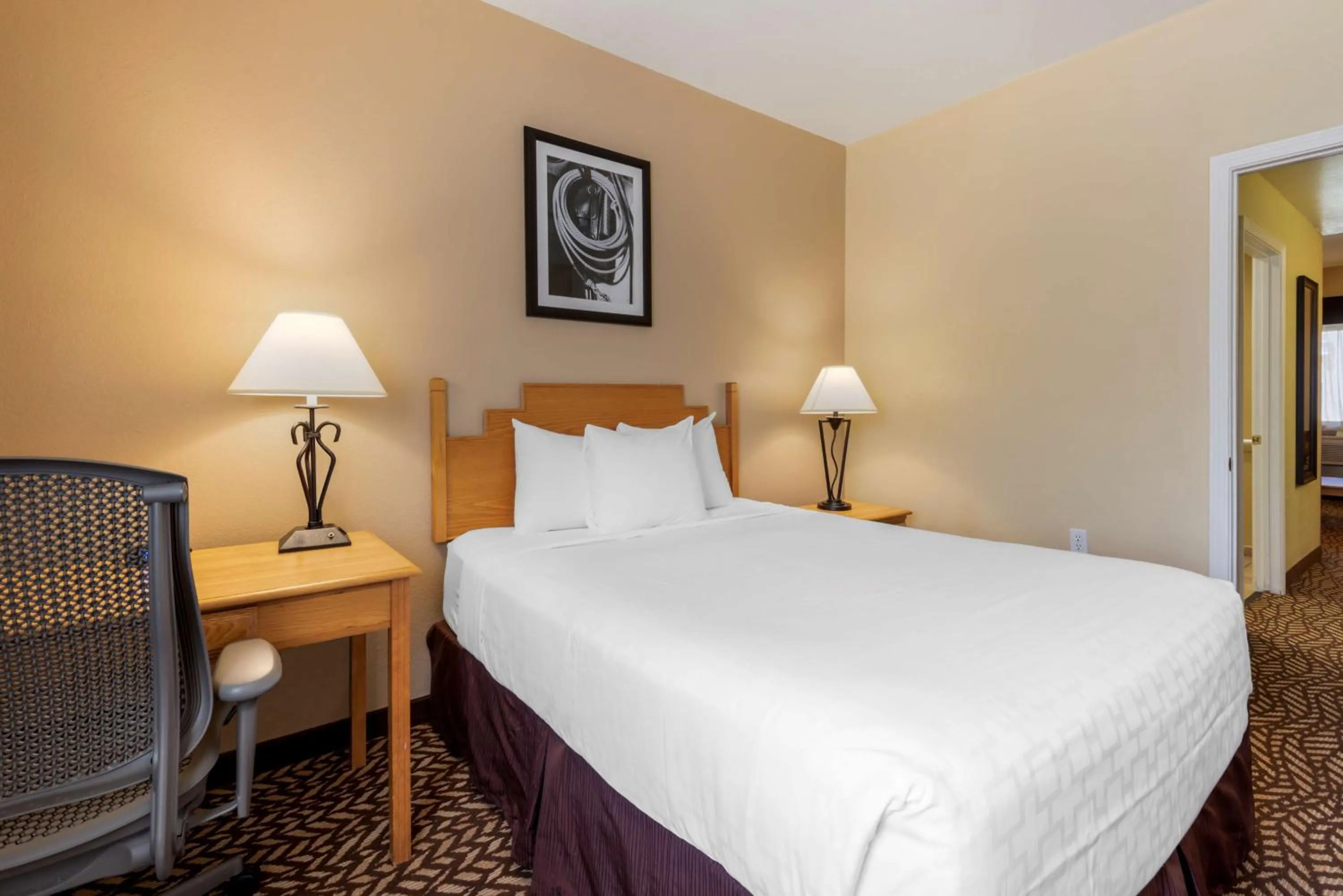 Photo of the whole room in Best Western Turquoise Inn & Suites