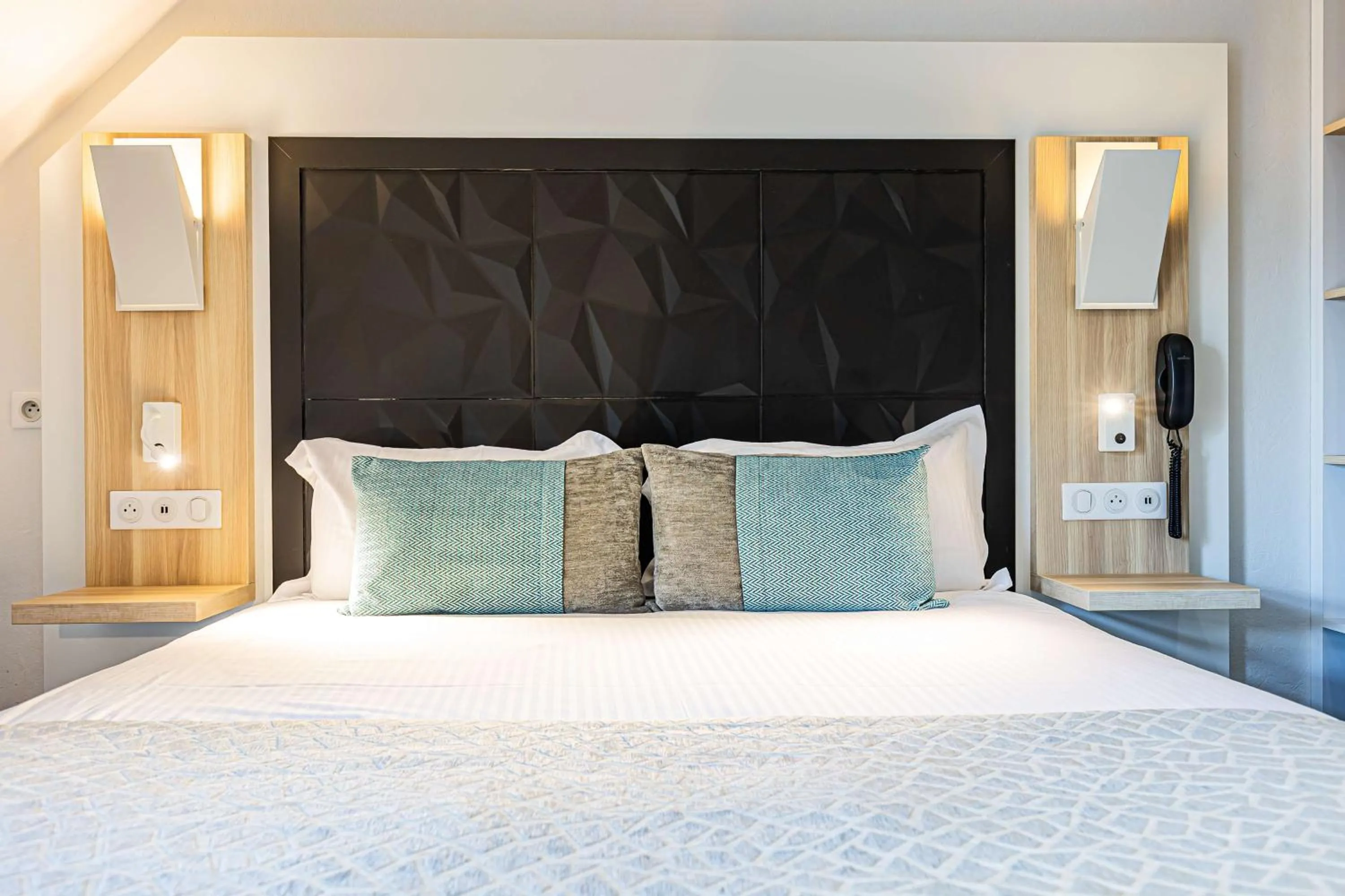 Bedroom, Bed in Best Western Le Moulin de Ducey