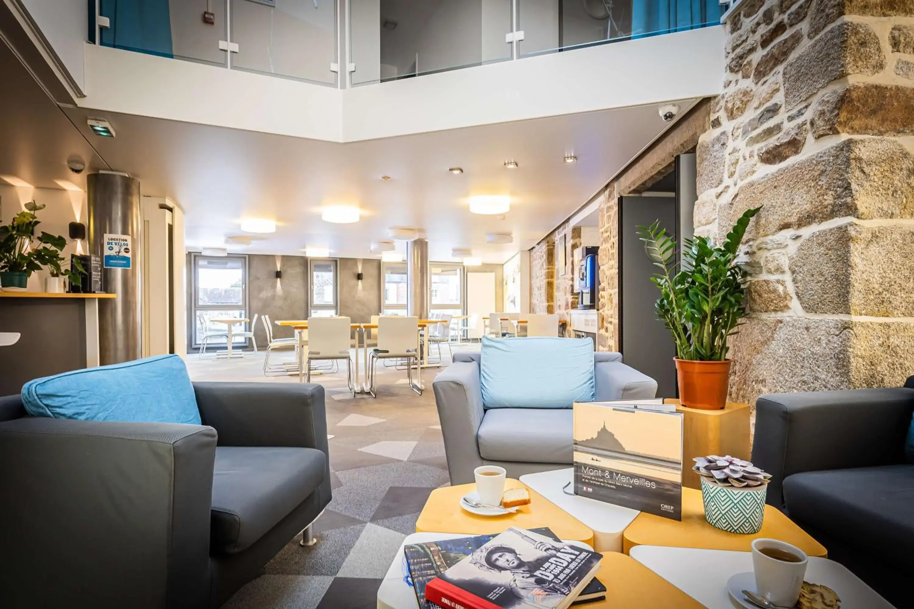 Lobby or reception in Best Western Le Moulin de Ducey Lobby or reception in Best Western Le Moulin de Ducey