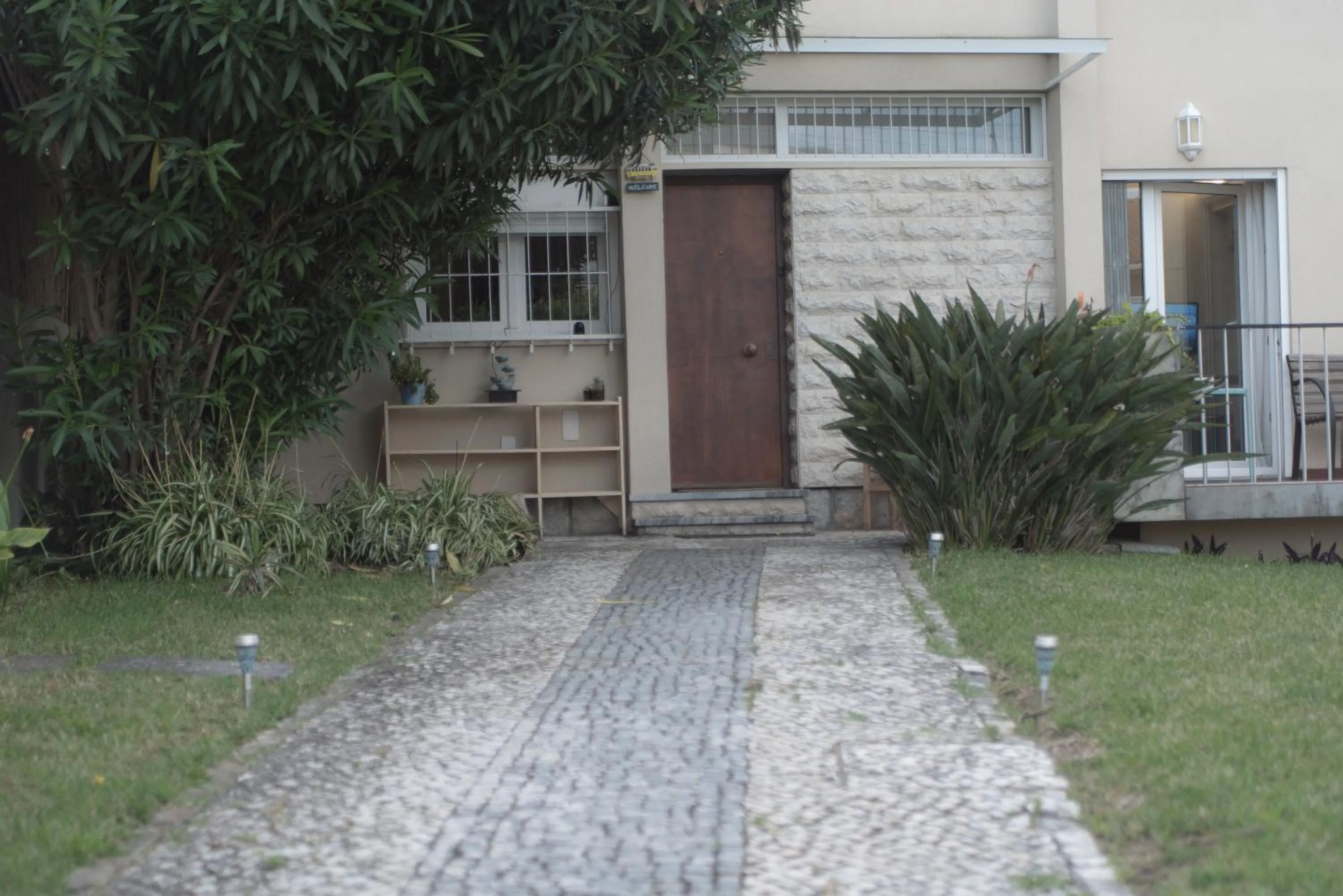 Facade/entrance in MàHouse GuestHouse
