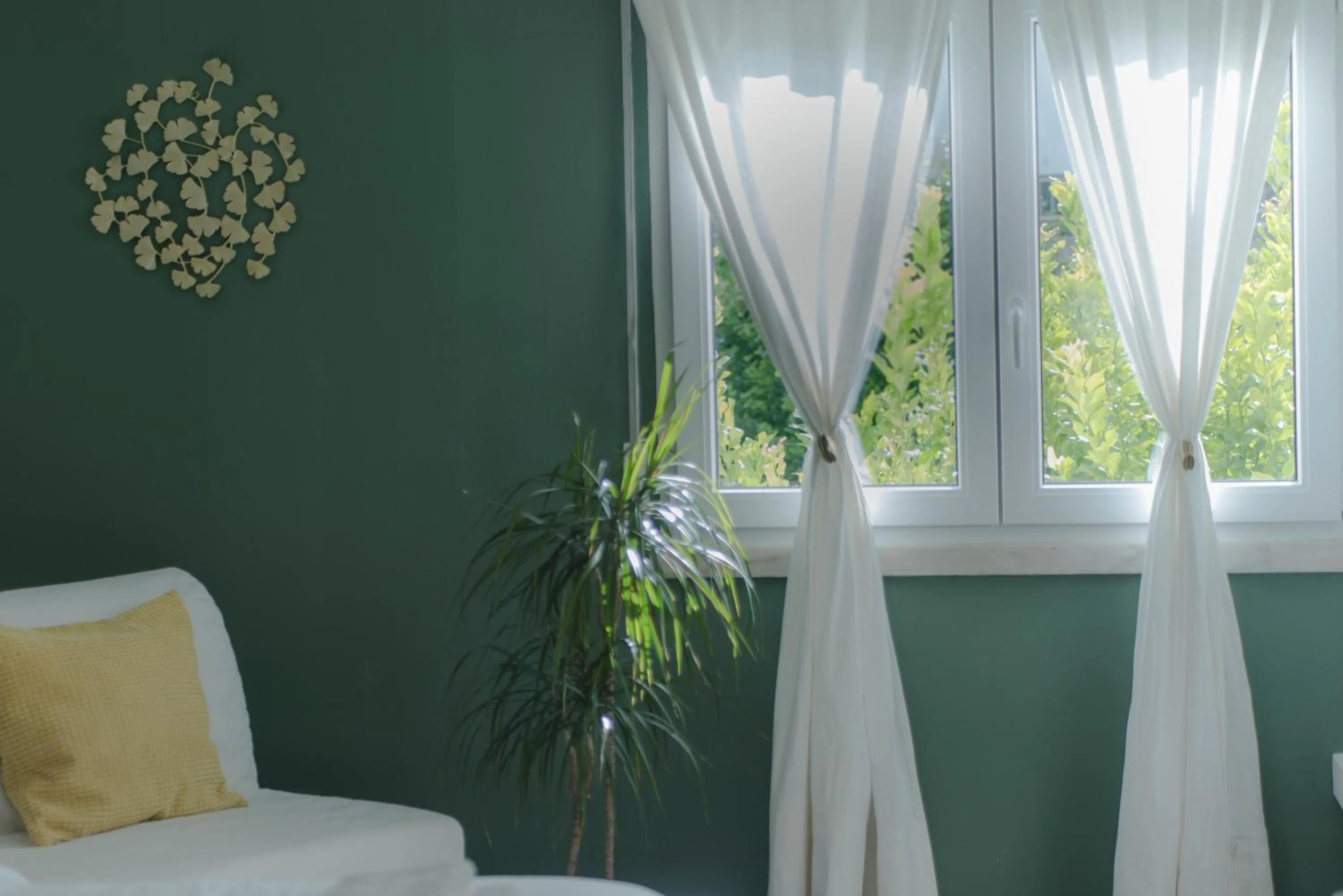 Garden view, Bed in MàHouse GuestHouse