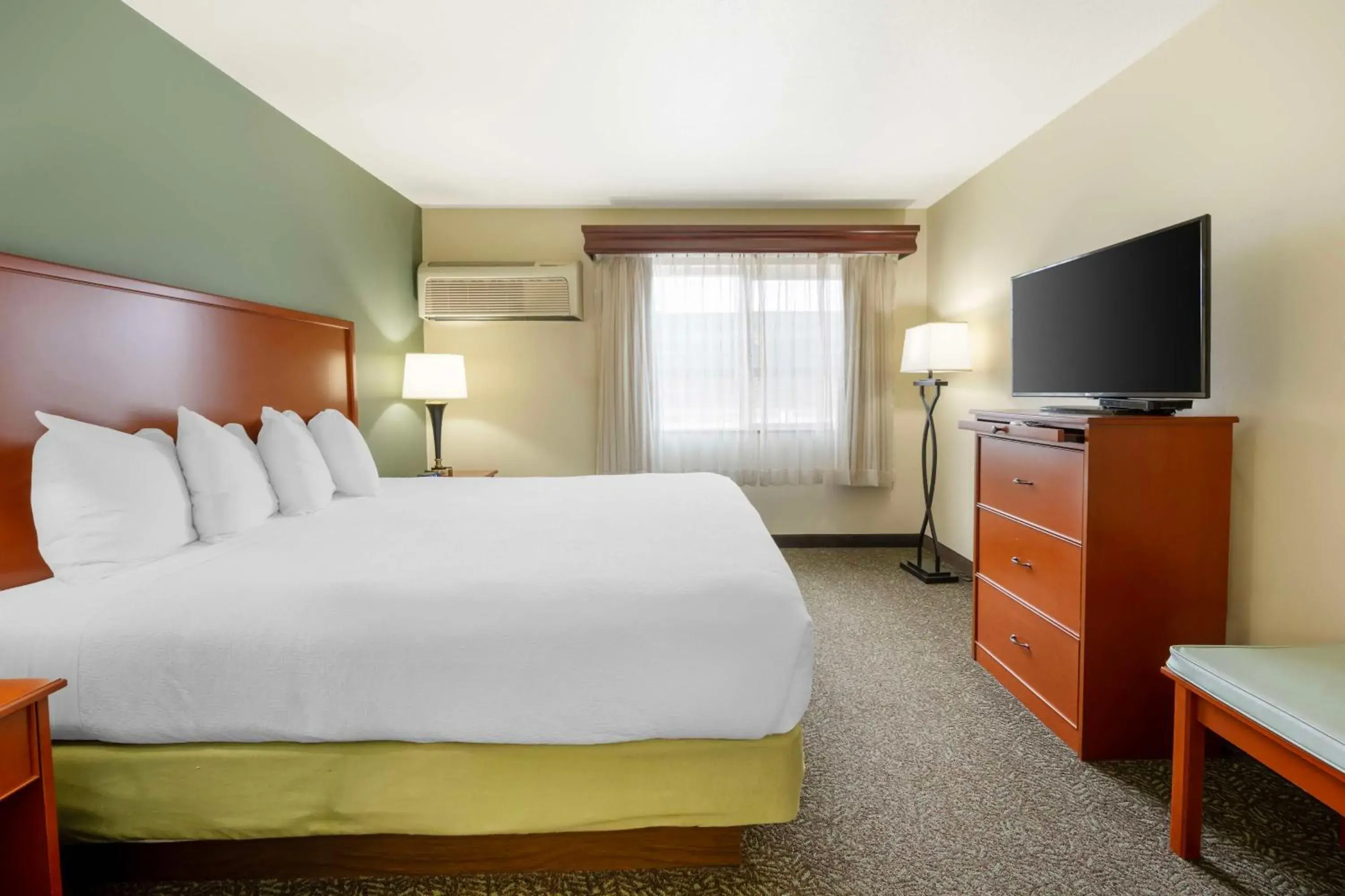 Bedroom, Bed in Best Western PLUS Walla Walla Suites Inn Bedroom, Bed in Best Western PLUS Walla Walla Suites Inn