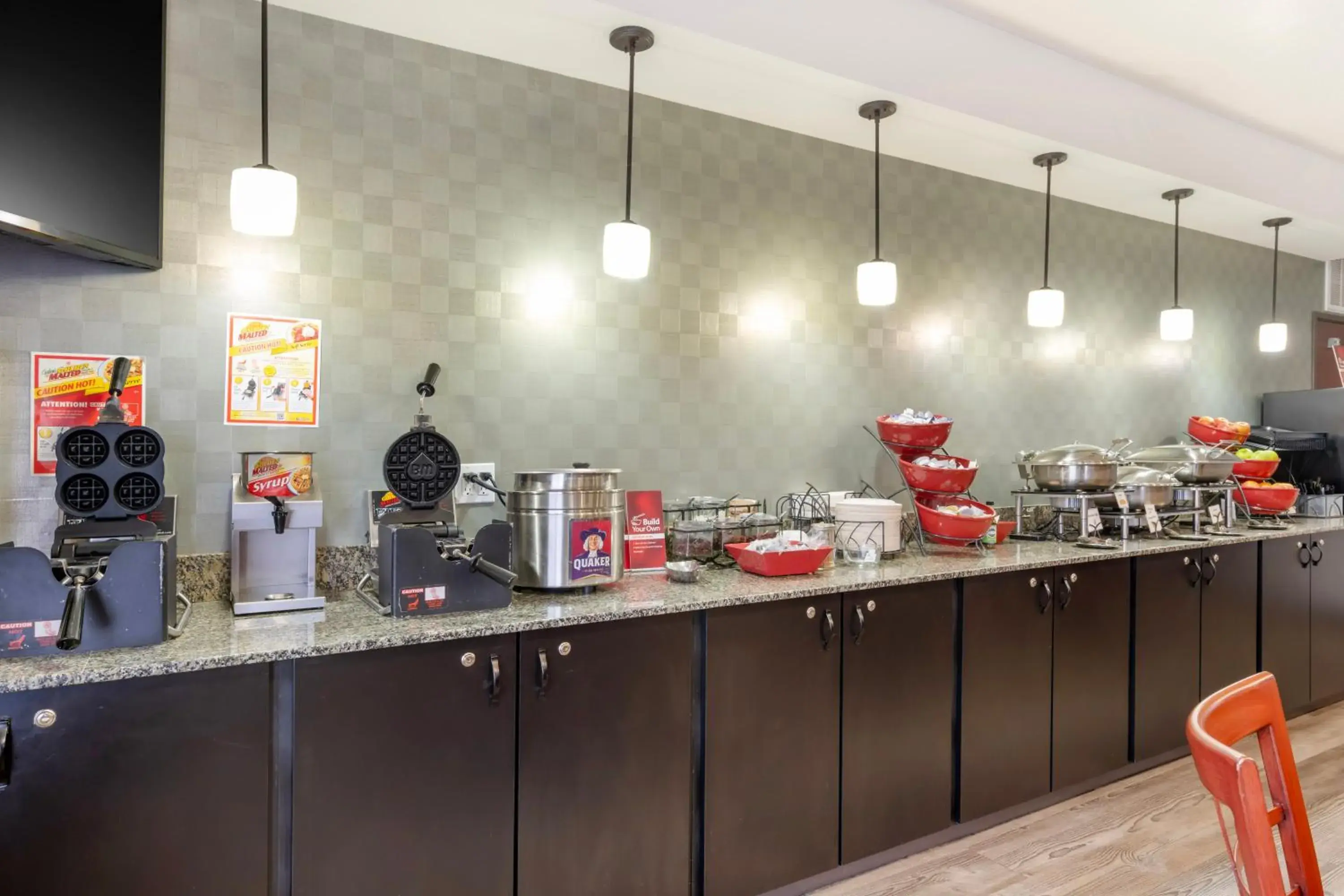 Breakfast in Best Western PLUS Walla Walla Suites Inn Breakfast in Best Western PLUS Walla Walla Suites Inn