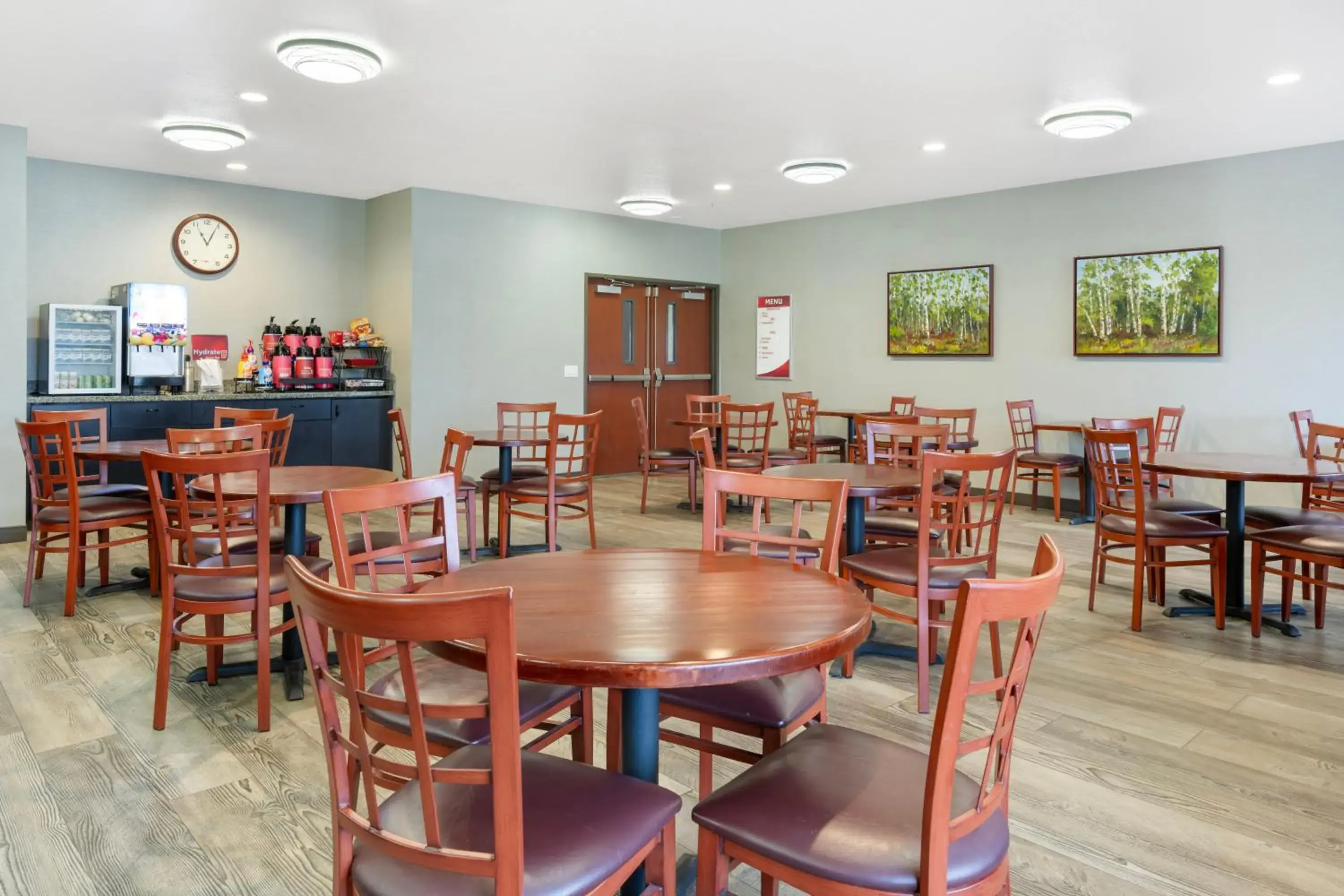 Breakfast in Best Western PLUS Walla Walla Suites Inn Breakfast in Best Western PLUS Walla Walla Suites Inn