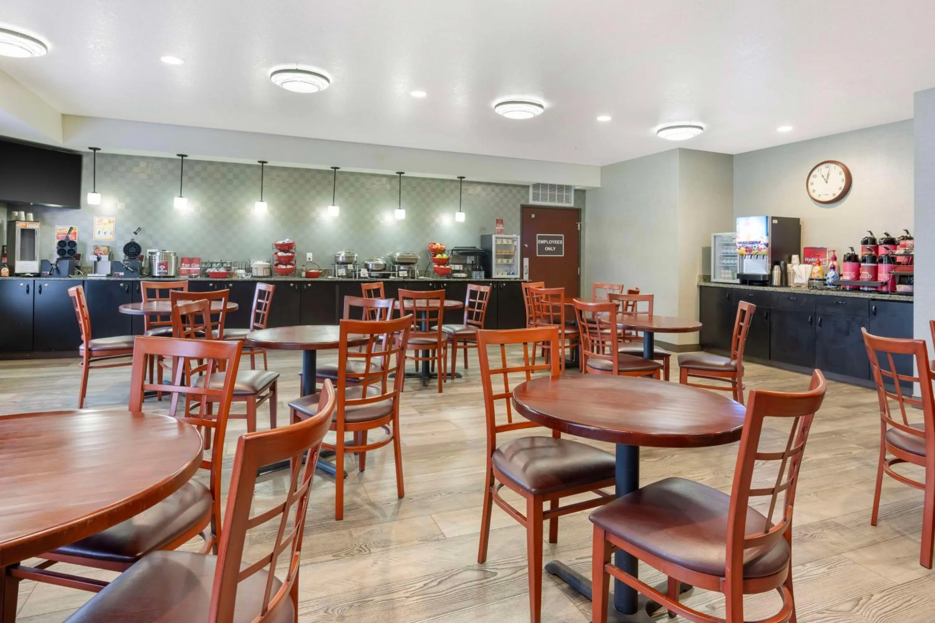 Breakfast in Best Western PLUS Walla Walla Suites Inn