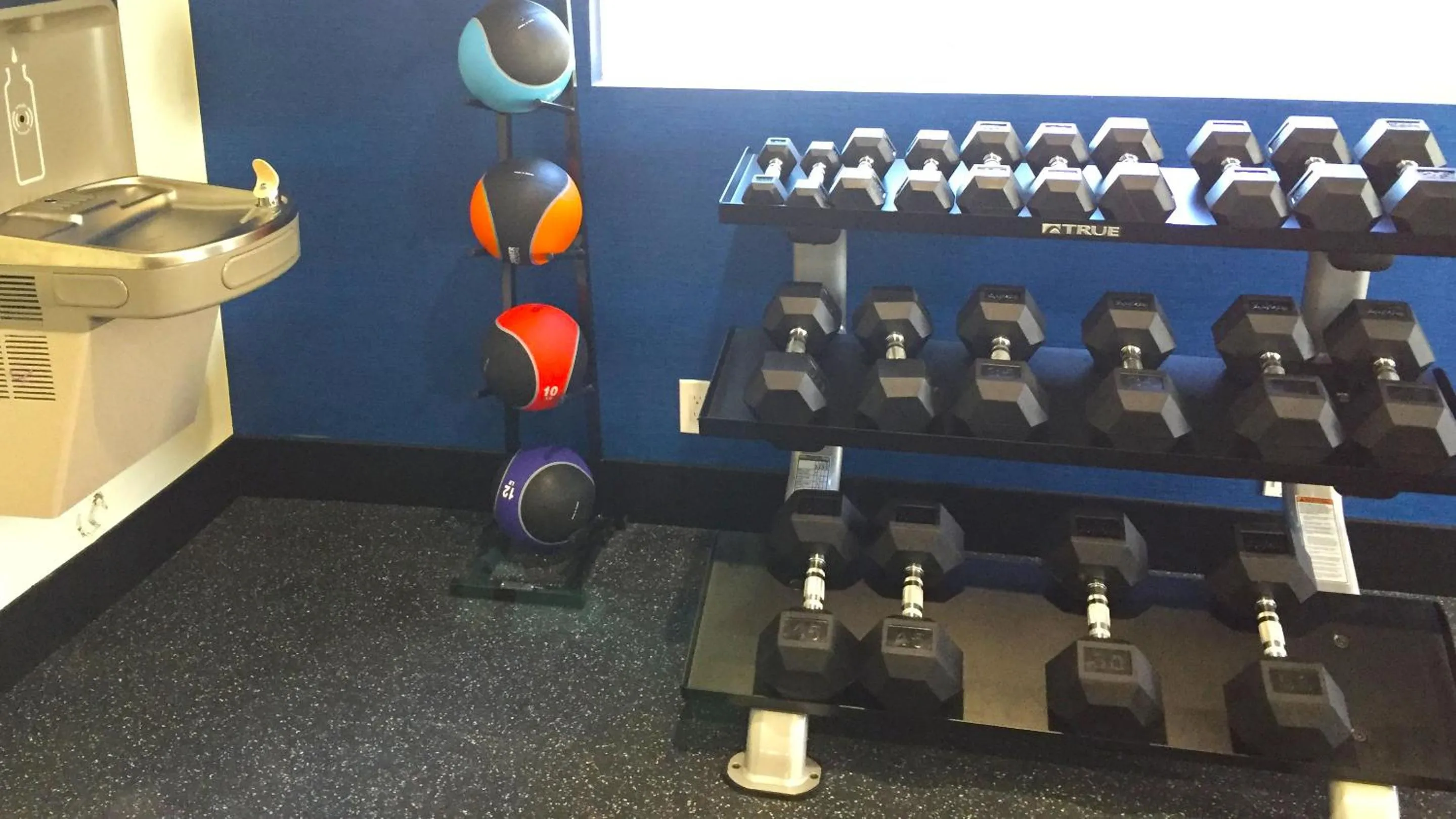 Fitness centre/facilities in Comfort Inn & Suites Tigard near Washington Square