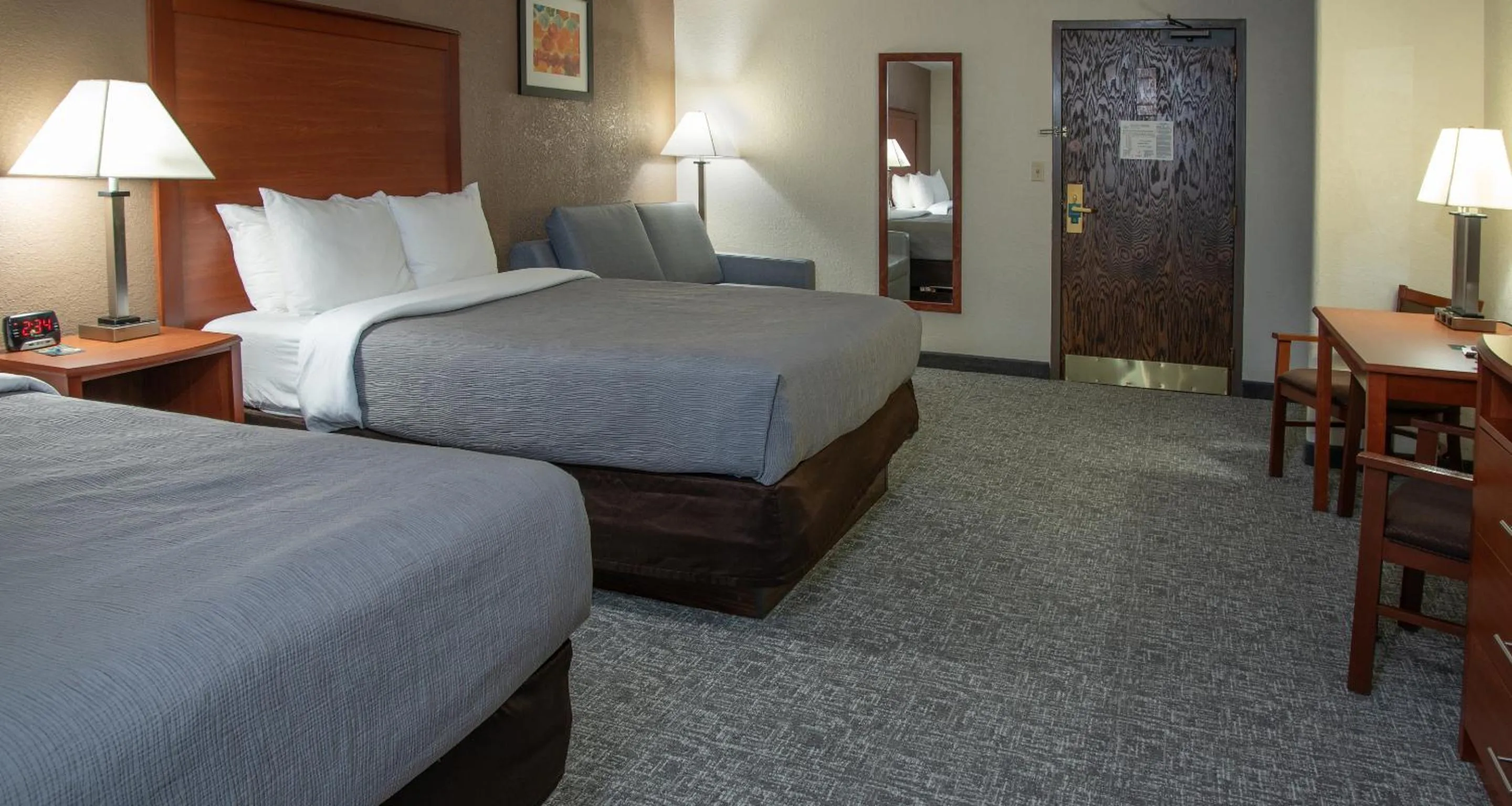 Bed in Quality Inn Stadium Area Green Bay Stadium