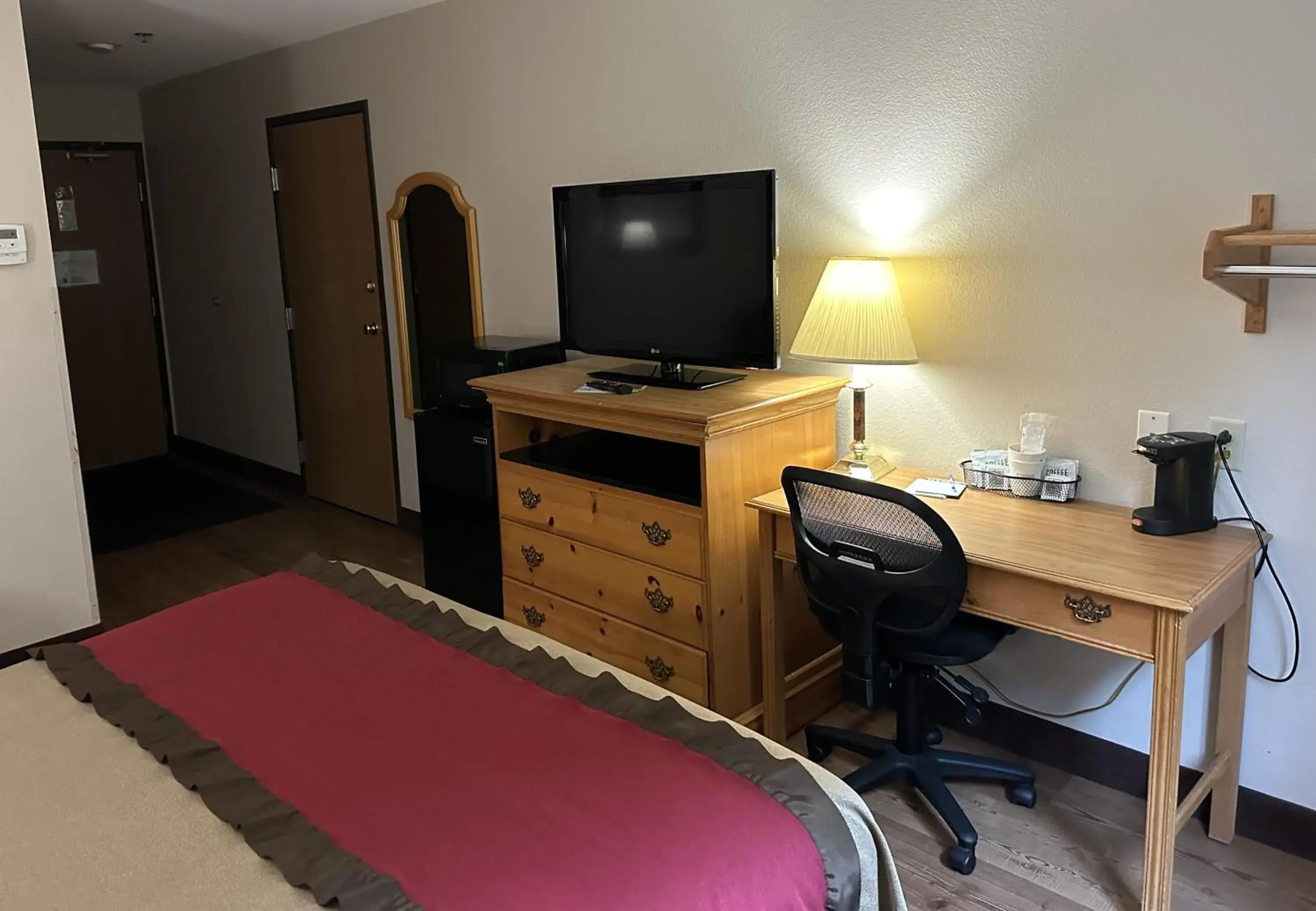 Bed in Super 8 by Wyndham West Branch Bed in Super 8 by Wyndham West Branch