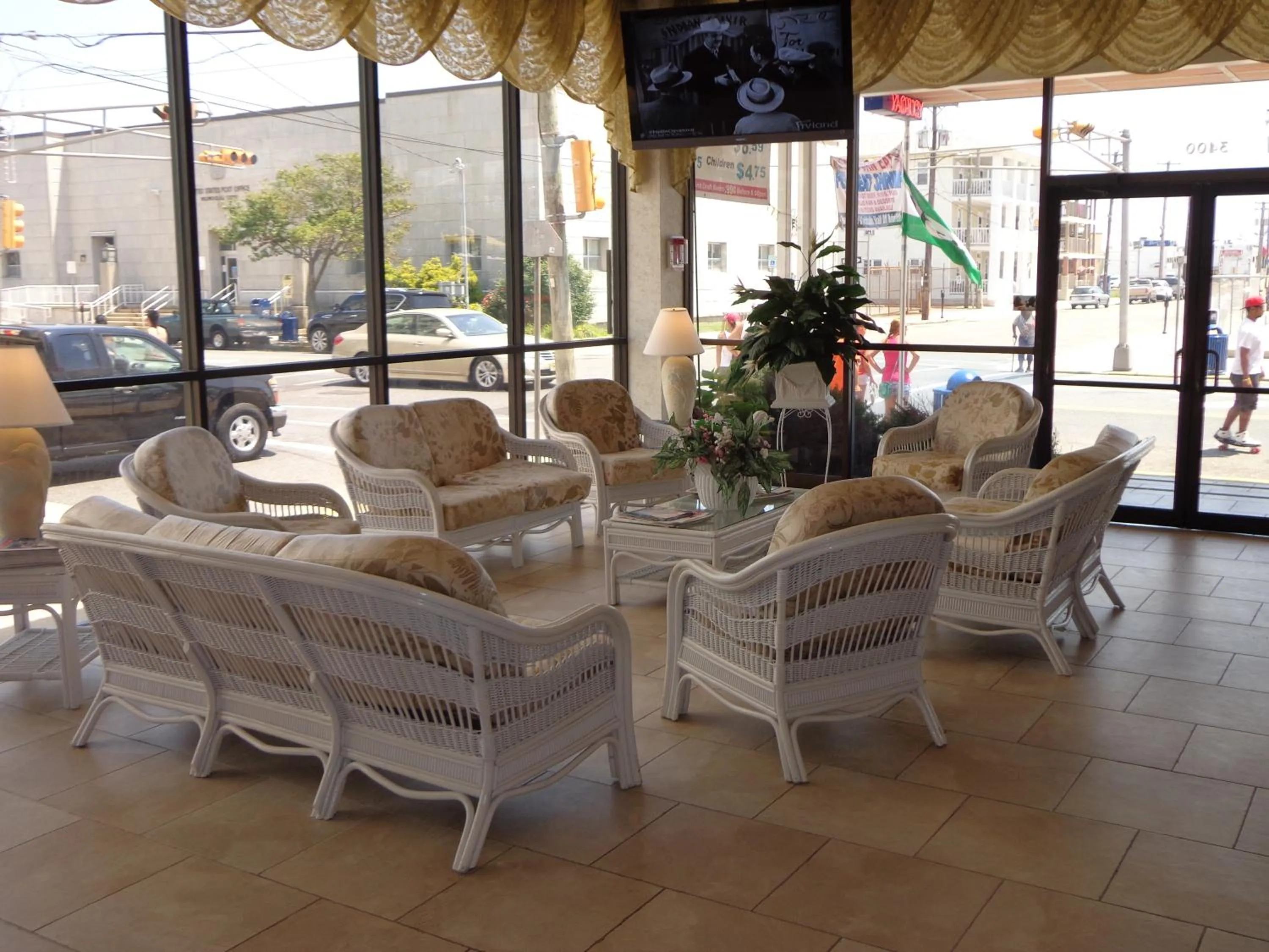 Lobby or reception in Beach Terrace Motor Inn