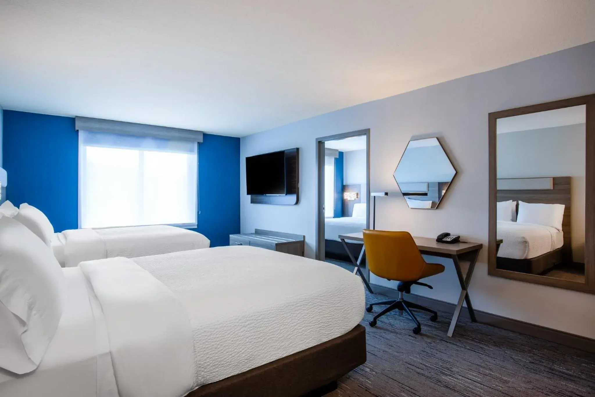 Queen Suite with Walk In Shower in Holiday Inn Express & Suites Bradenton East-Lakewood Ranch by IHG Queen Suite with Walk In Shower in Holiday Inn Express & Suites Bradenton East-Lakewood Ranch by IHG