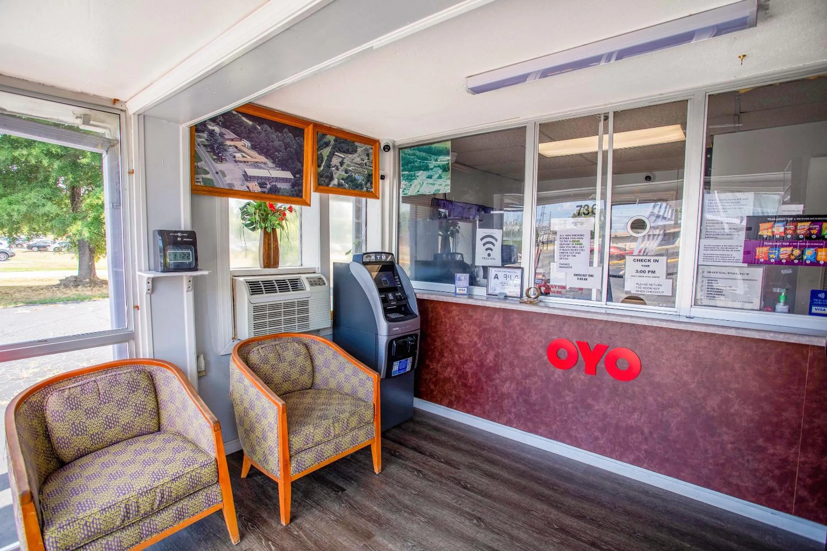 Lobby or reception in OYO Inn Kernersville