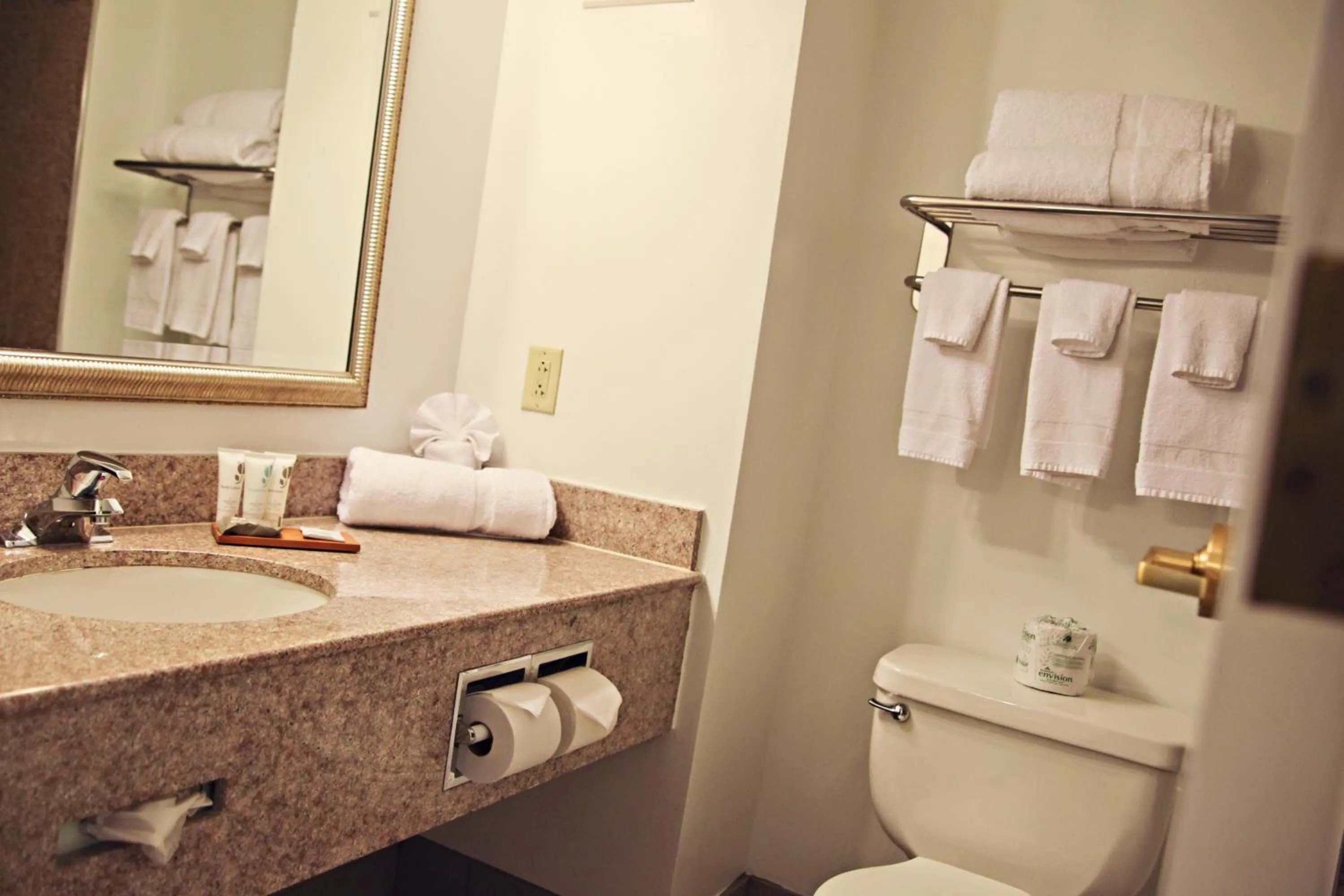 Country Inn & Suites by Radisson, Frackville (Pottsville), PA