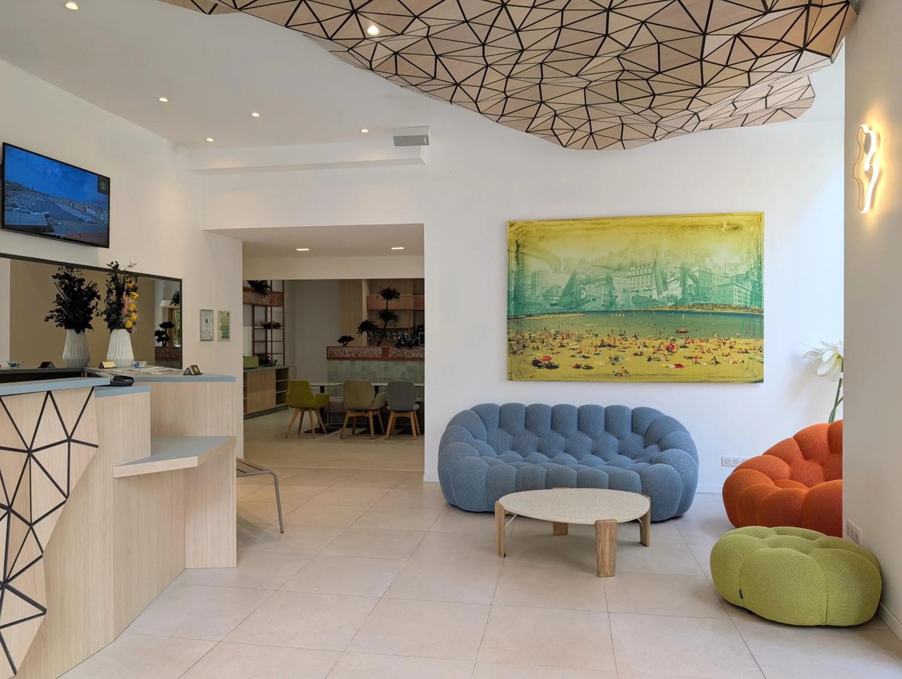 Lobby or reception in Hôtel Carré Vieux Port