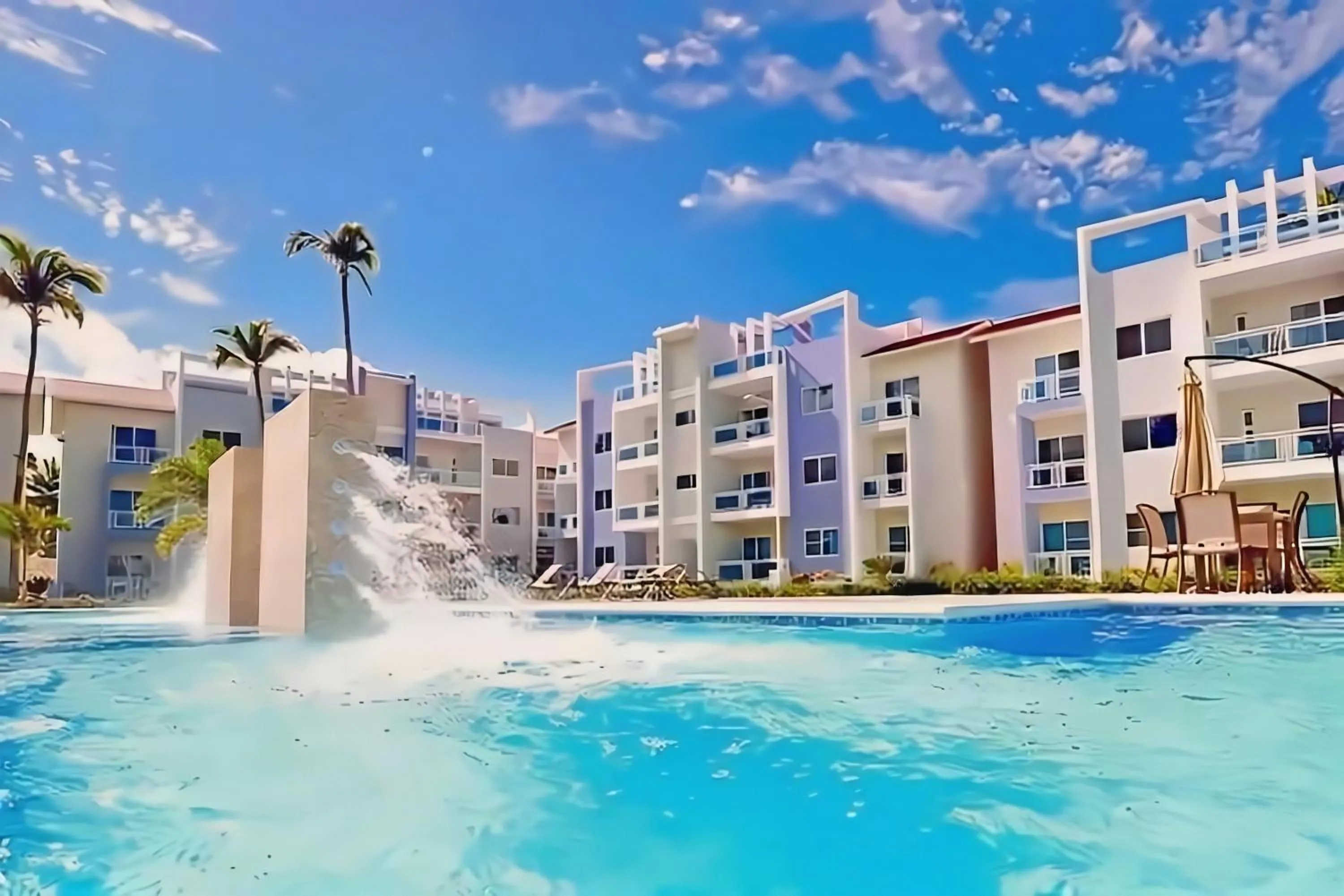 Duplex,near the Beach plus airport