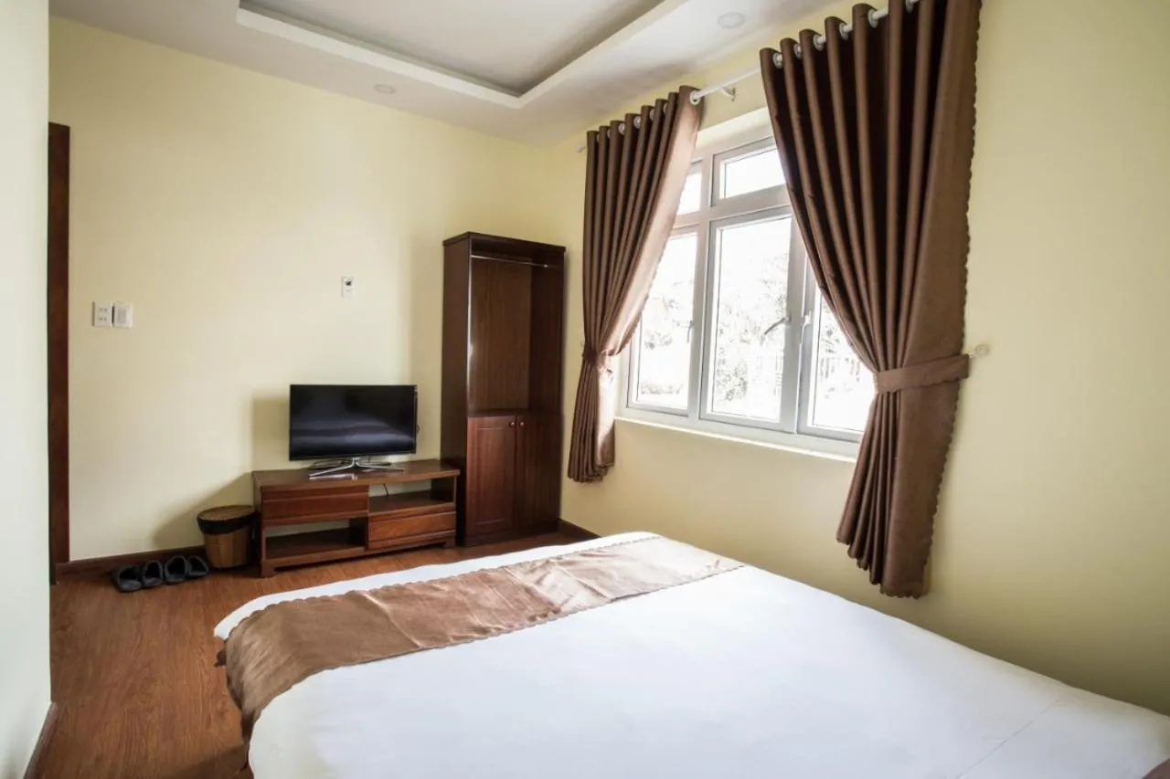 Bed in LuTo Hotel
