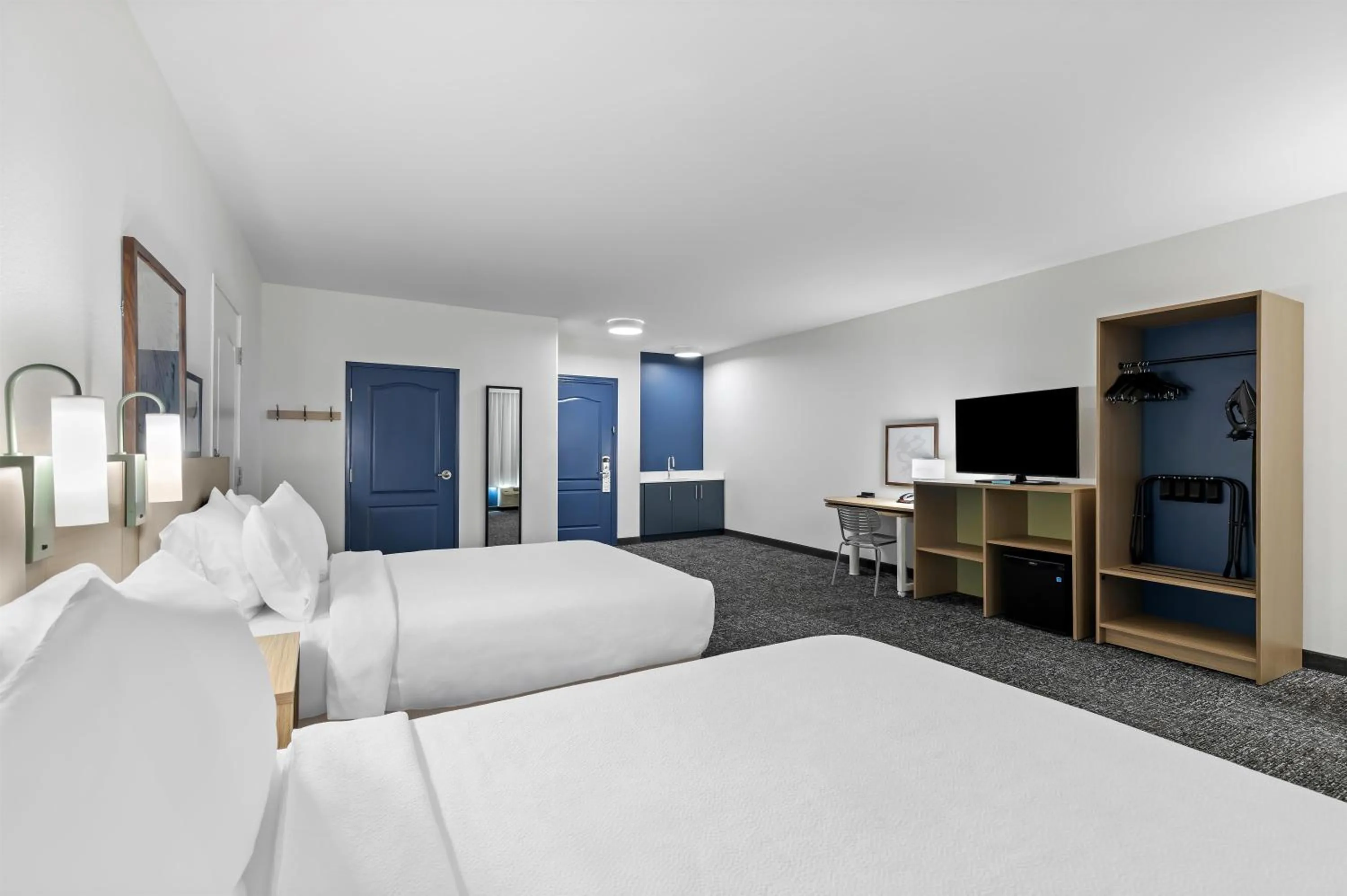 Bed in Spark By Hilton Redlands