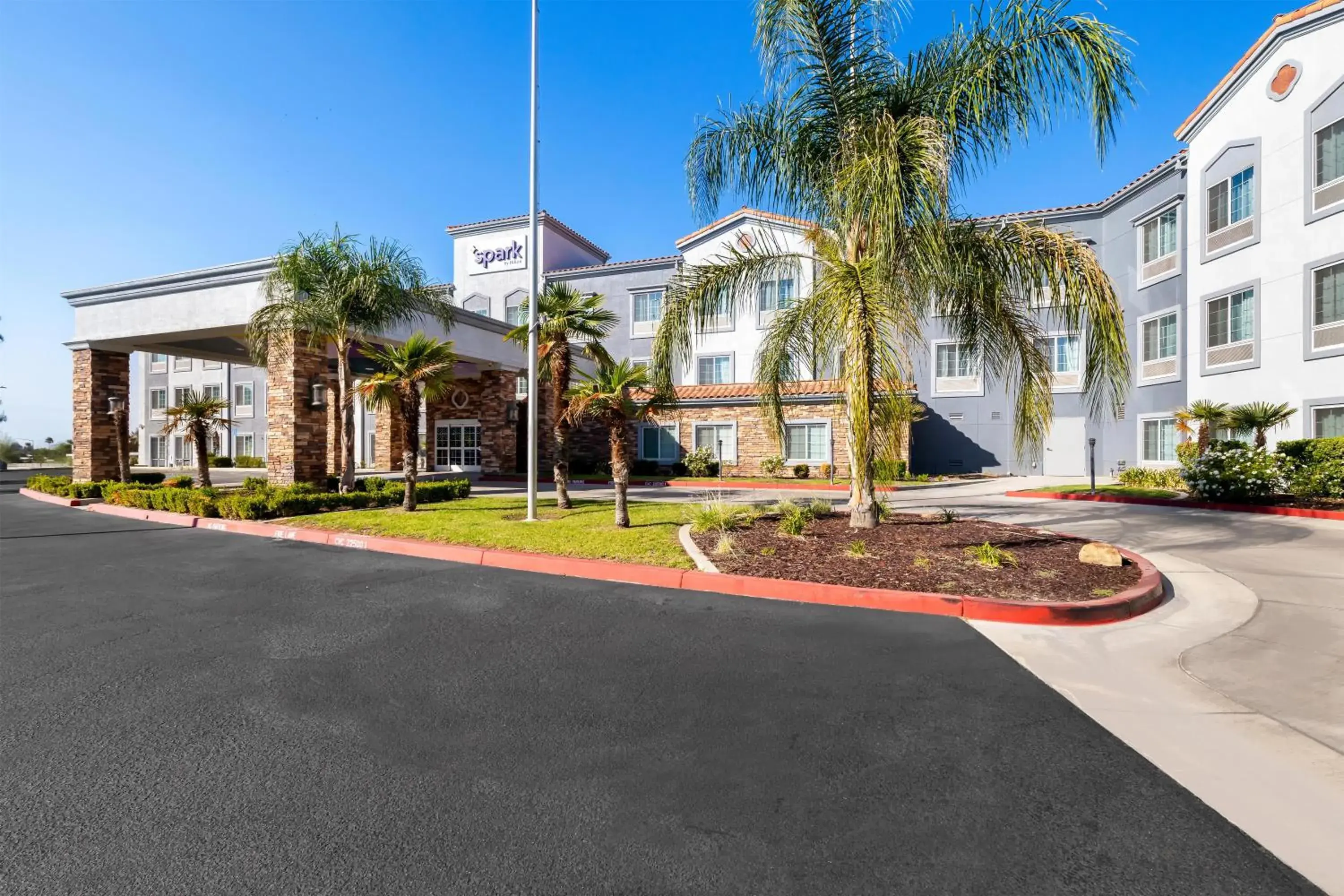 Property building in Spark By Hilton Redlands Property building in Spark By Hilton Redlands