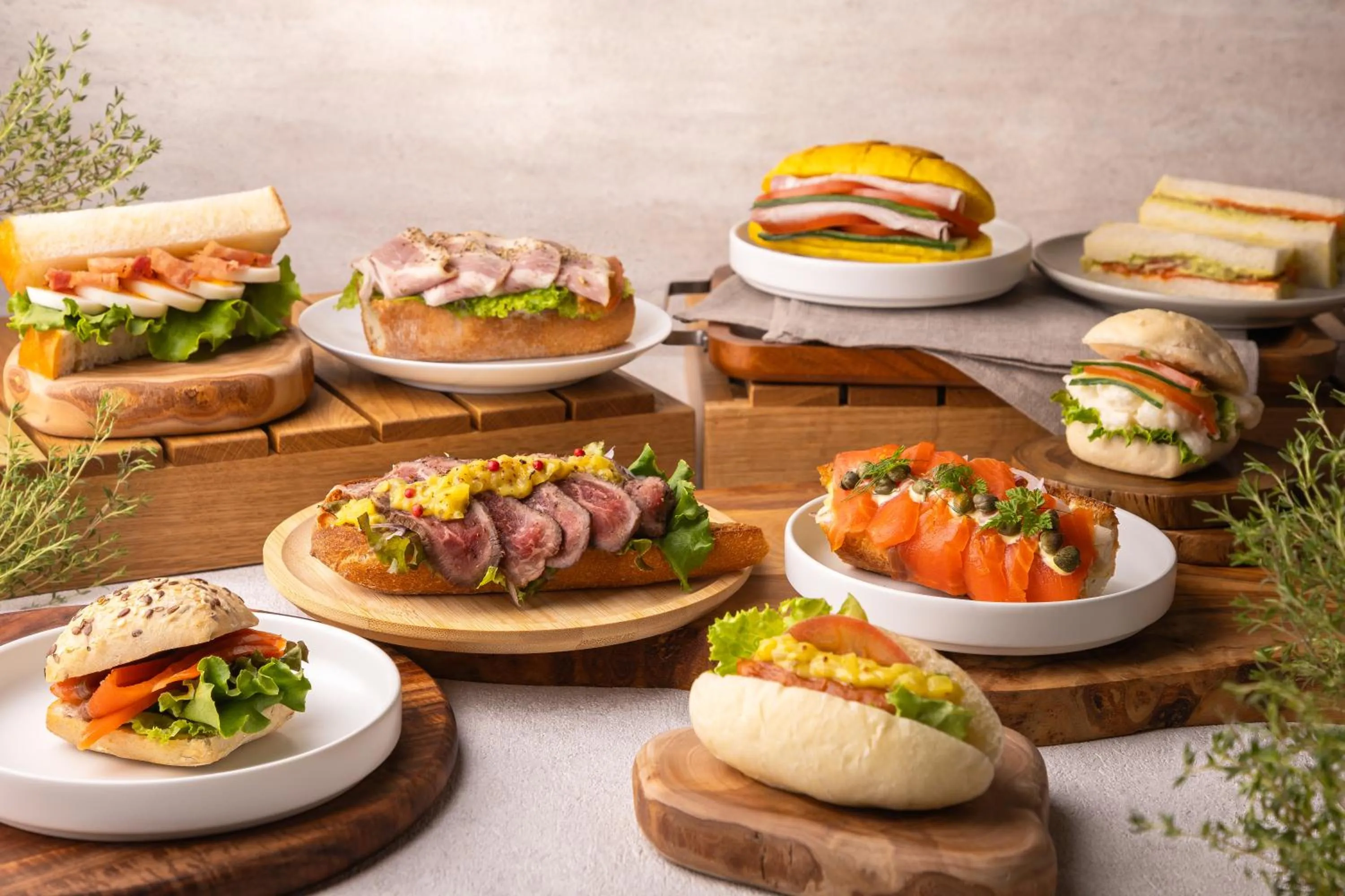 Lounge or bar in Okinawa Harborview Hotel