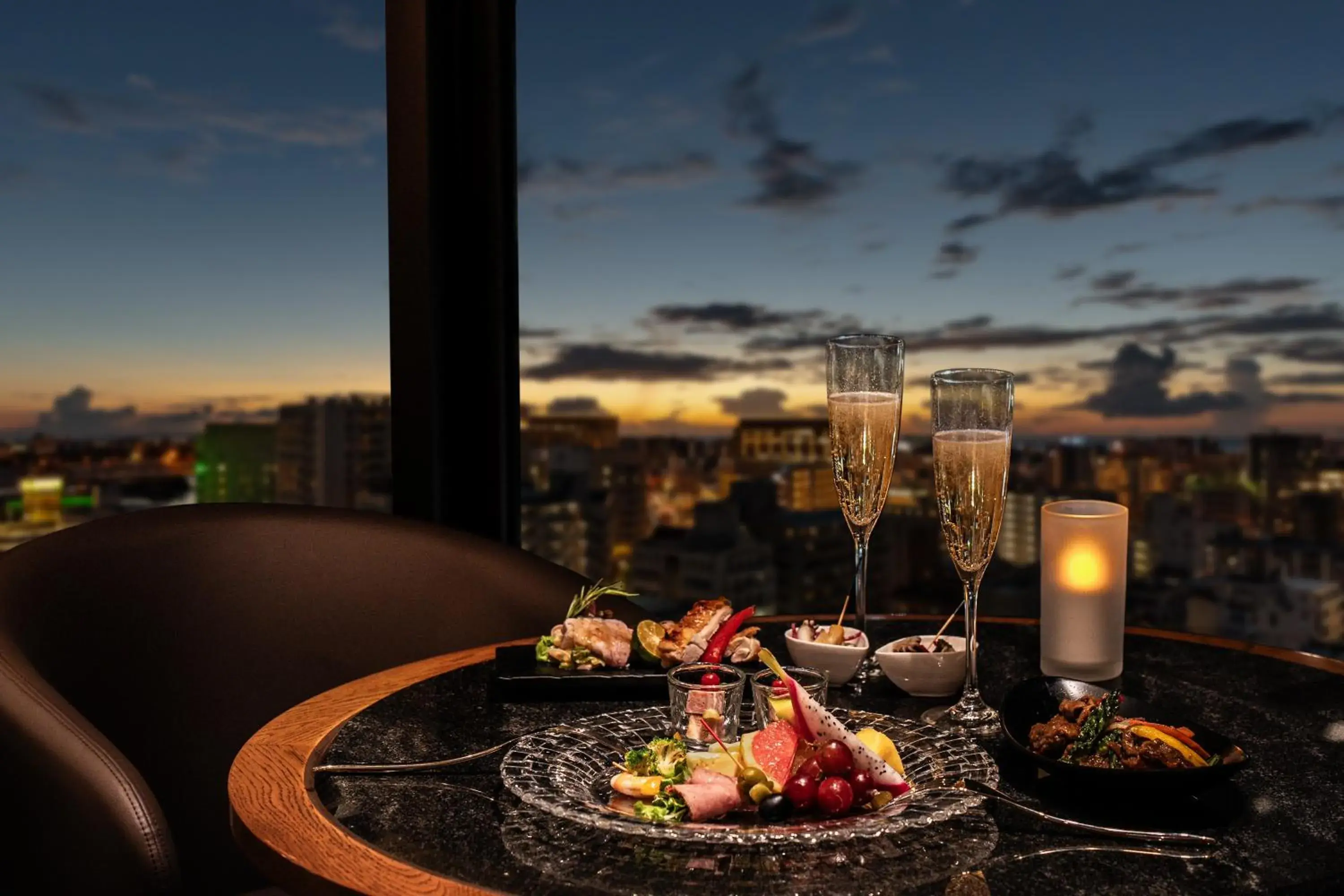 Lounge or bar in Okinawa Harborview Hotel Lounge or bar in Okinawa Harborview Hotel