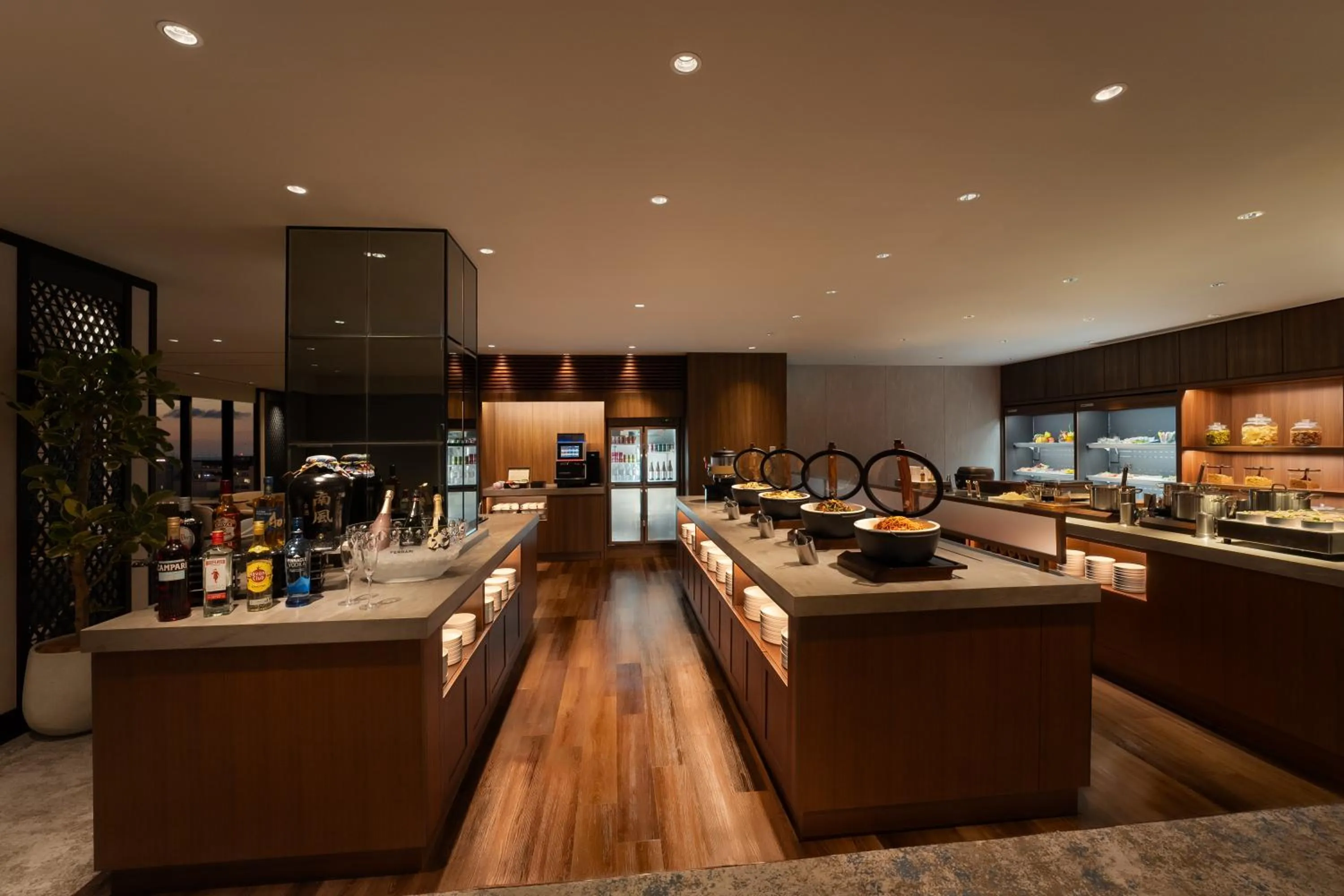 Lounge or bar in Okinawa Harborview Hotel