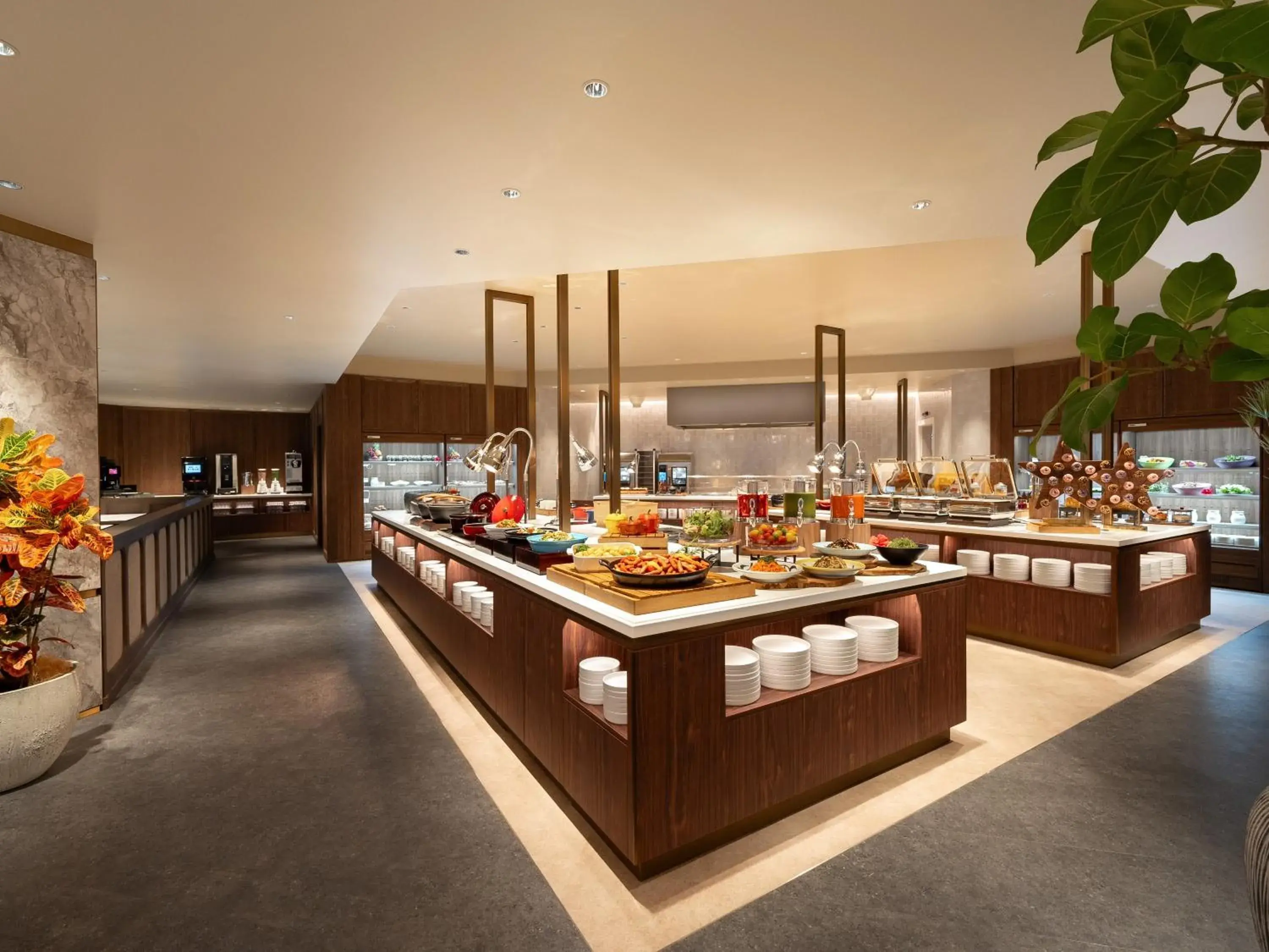 Restaurant/places to eat in Okinawa Harborview Hotel Restaurant/places to eat in Okinawa Harborview Hotel